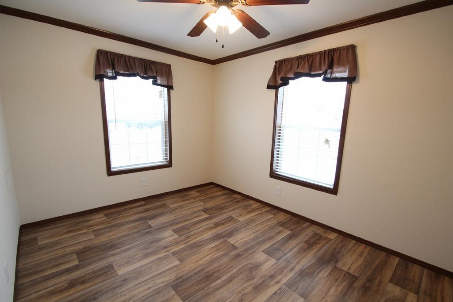 1003 Chaparral Drive, Brookings, SD 57006