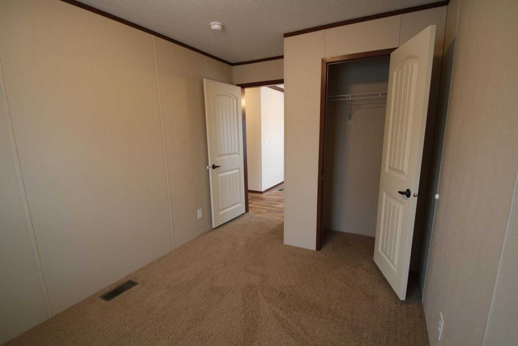 1003 Chaparral Drive, Brookings, SD 57006