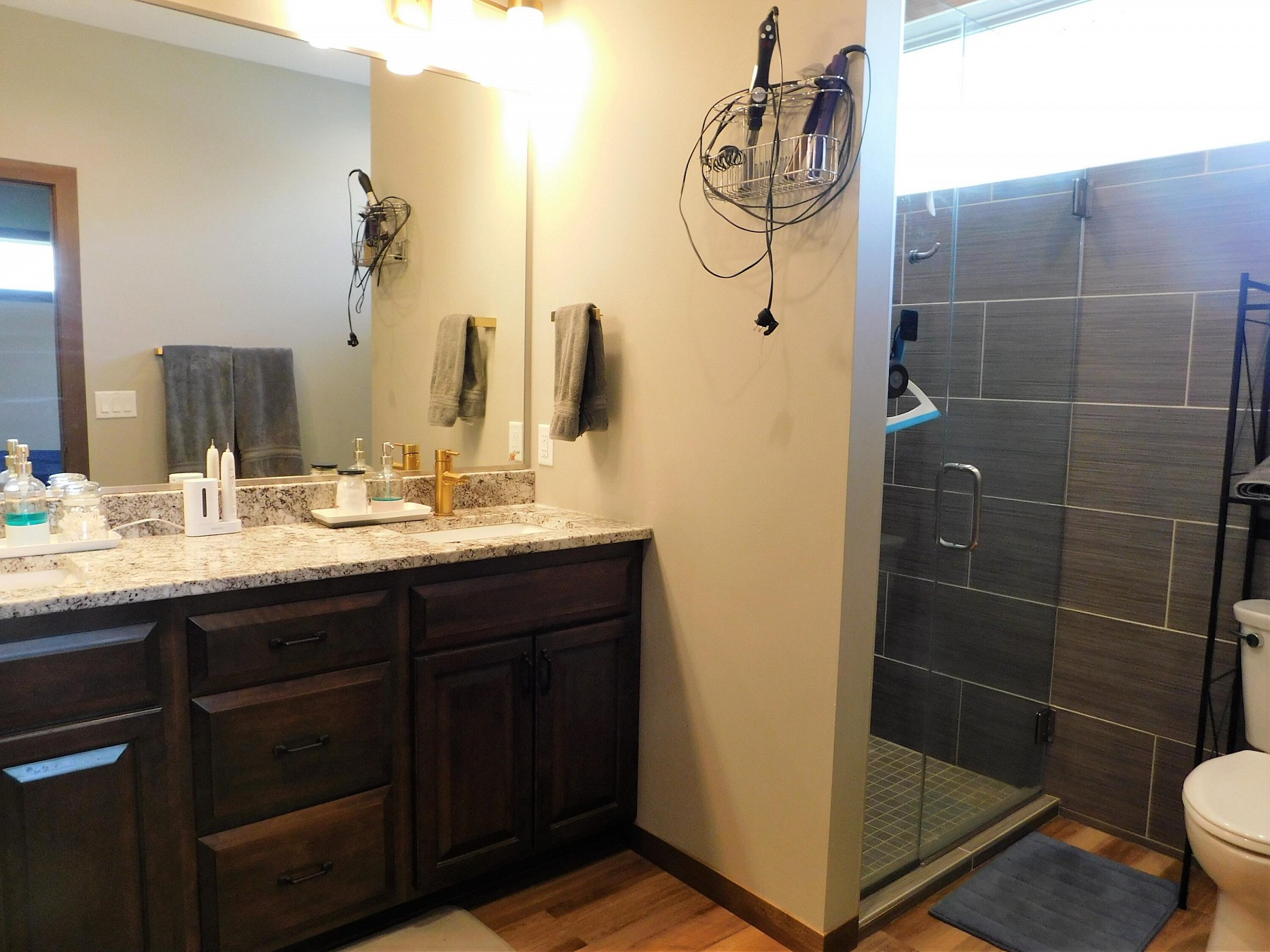 513 Swallow Ridge, Brookings, SD 57006