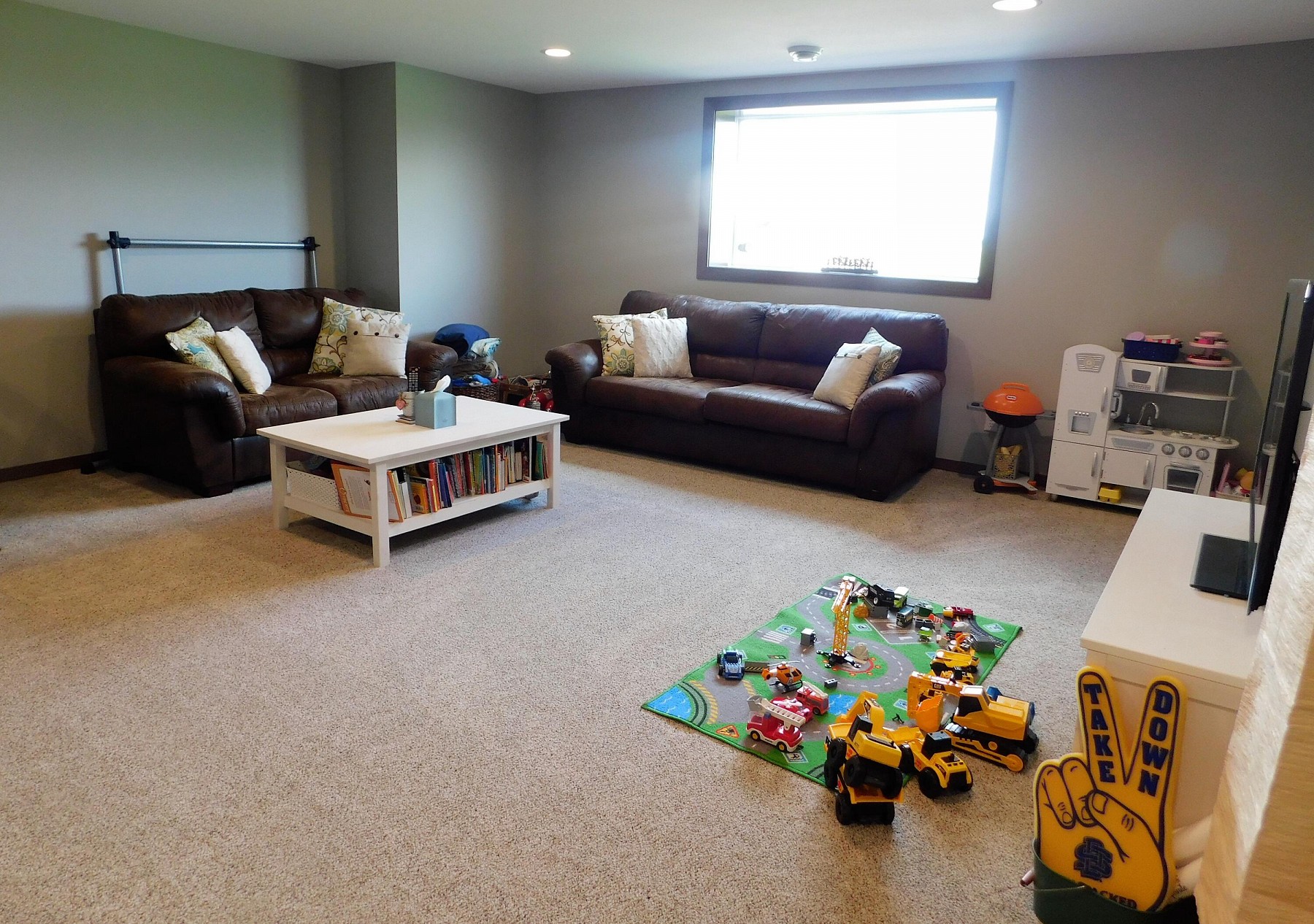 513 Swallow Ridge, Brookings, SD 57006