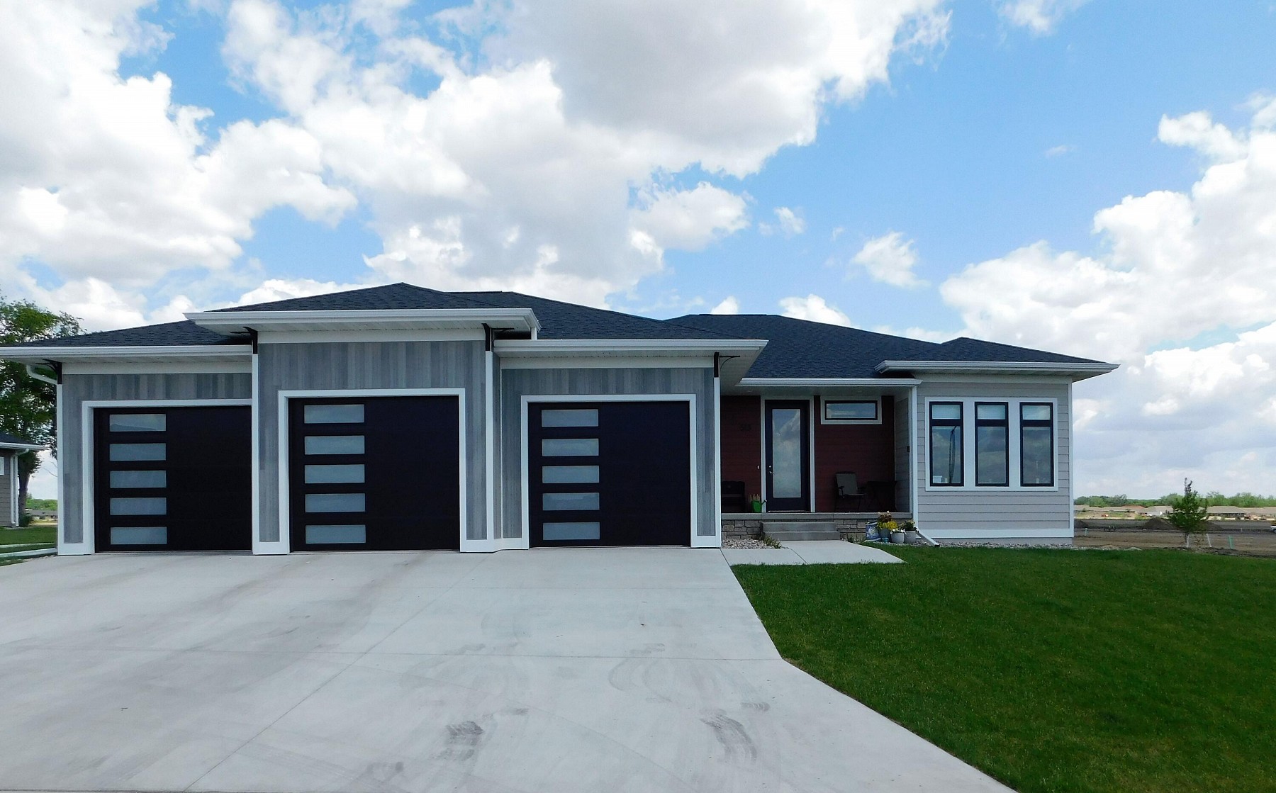 513 Swallow Ridge, Brookings, SD 57006