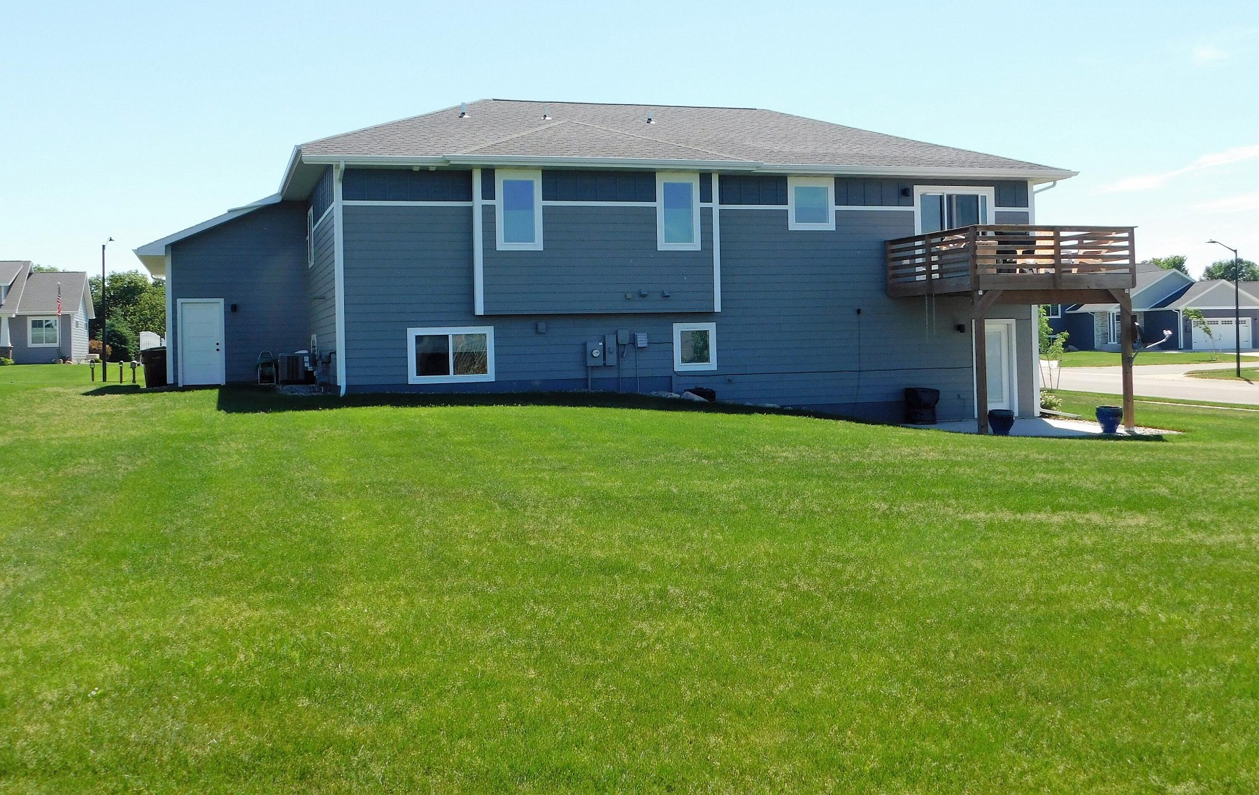 1220 Vail Avenue, Brookings, SD 57006