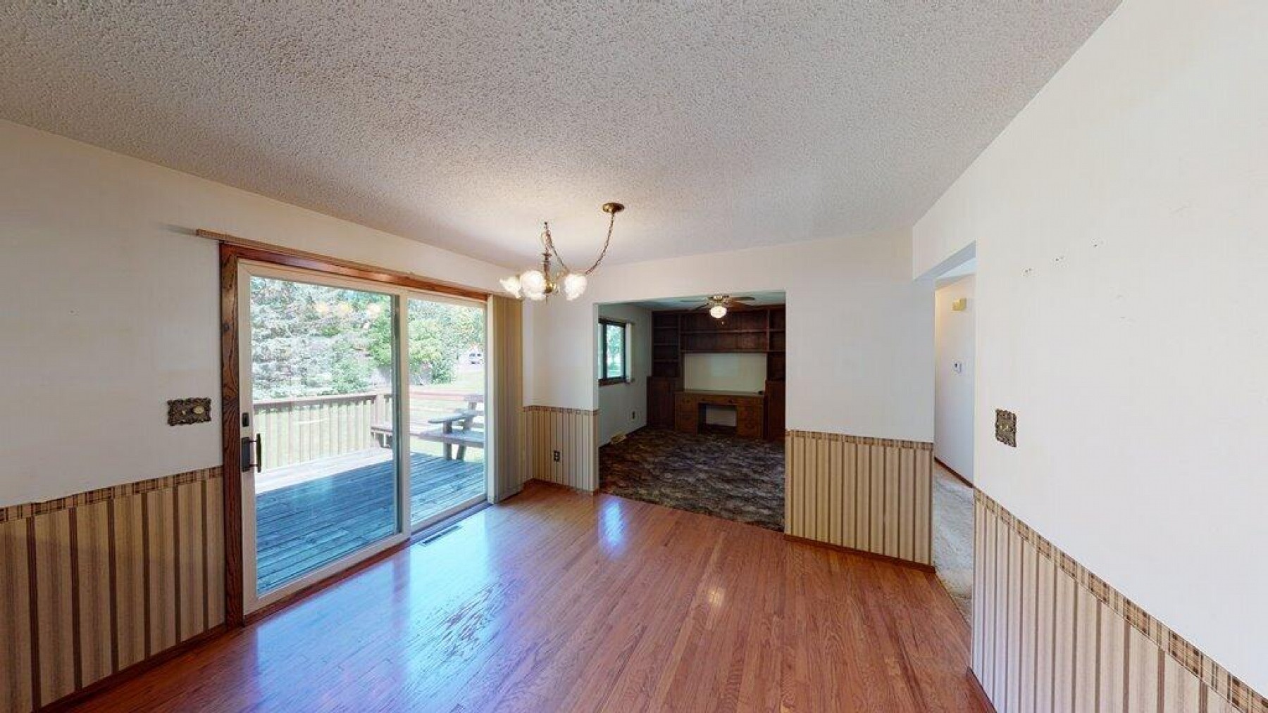 307 Lincoln Lane, Volga, SD 57071