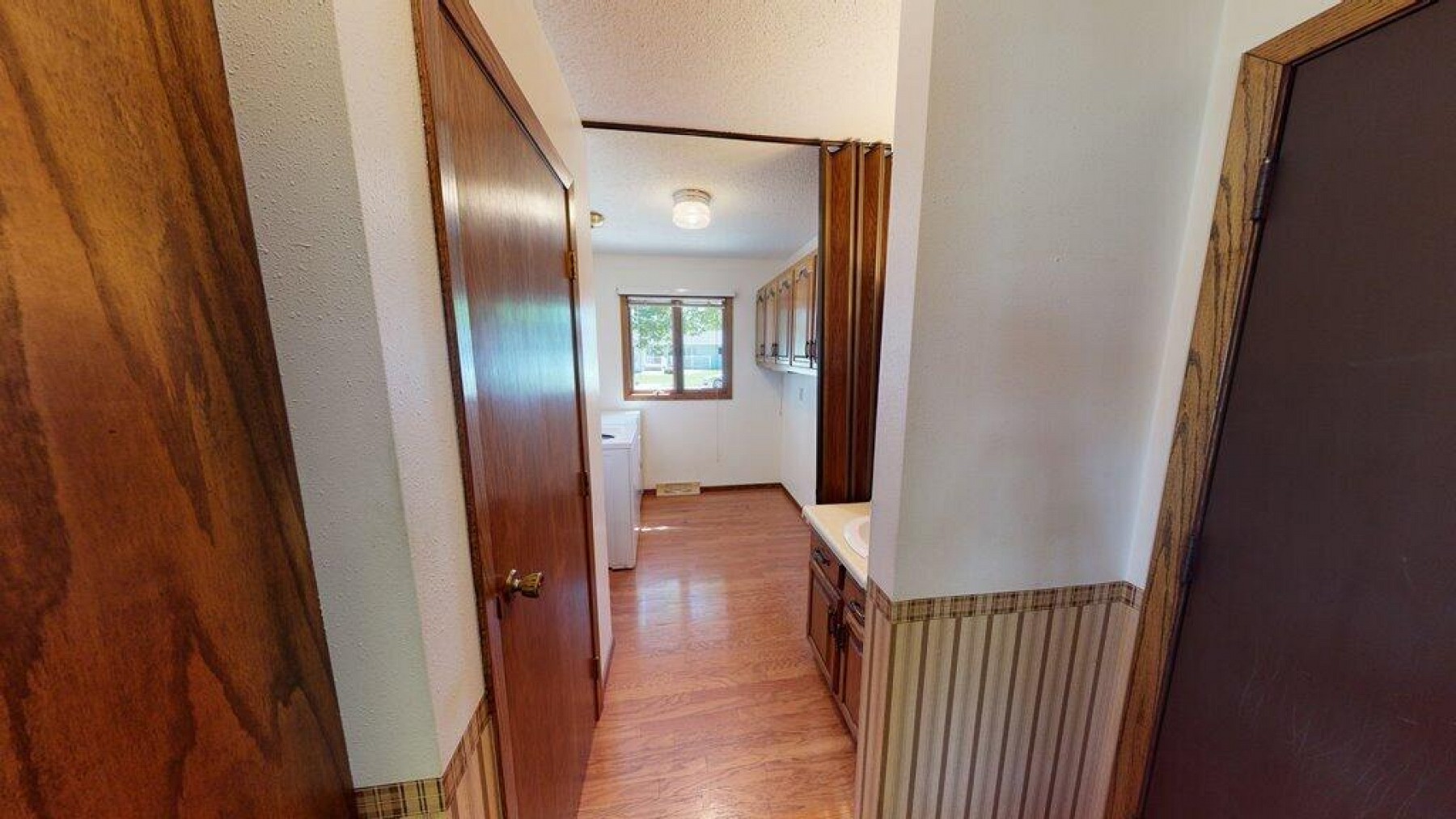 307 Lincoln Lane, Volga, SD 57071