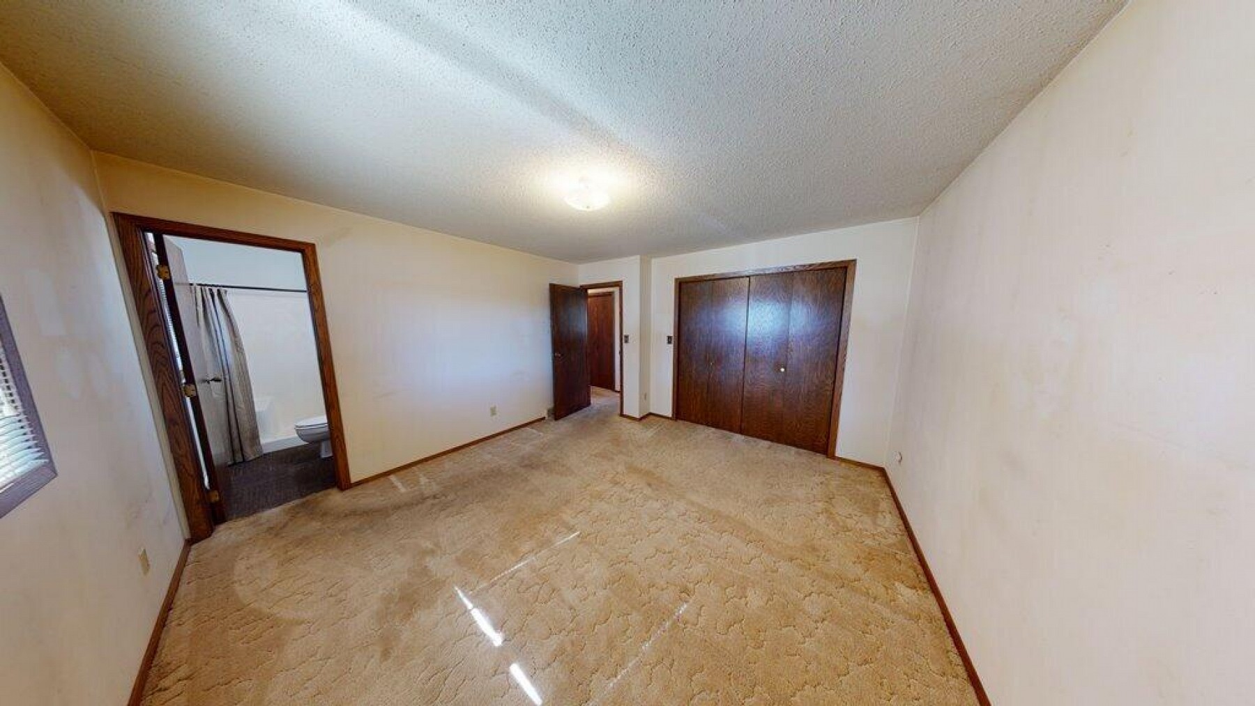 307 Lincoln Lane, Volga, SD 57071