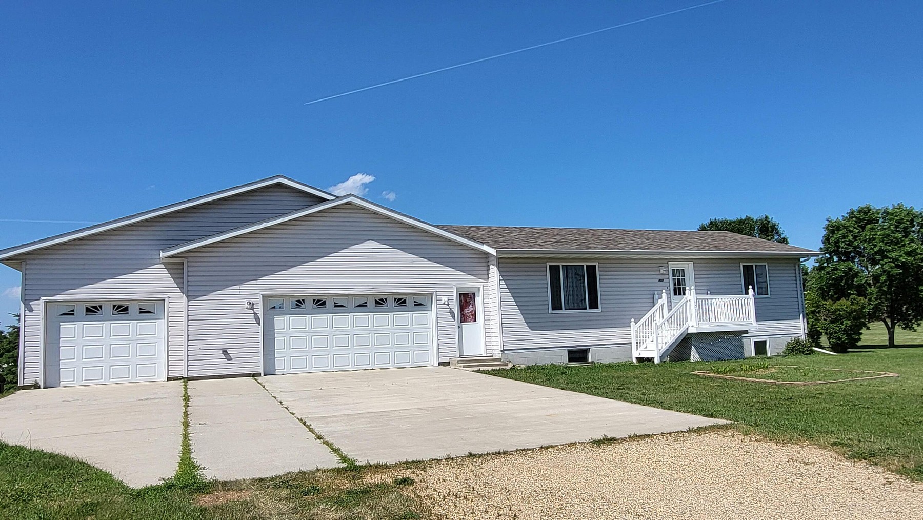 400 5th Street, White, SD 57276