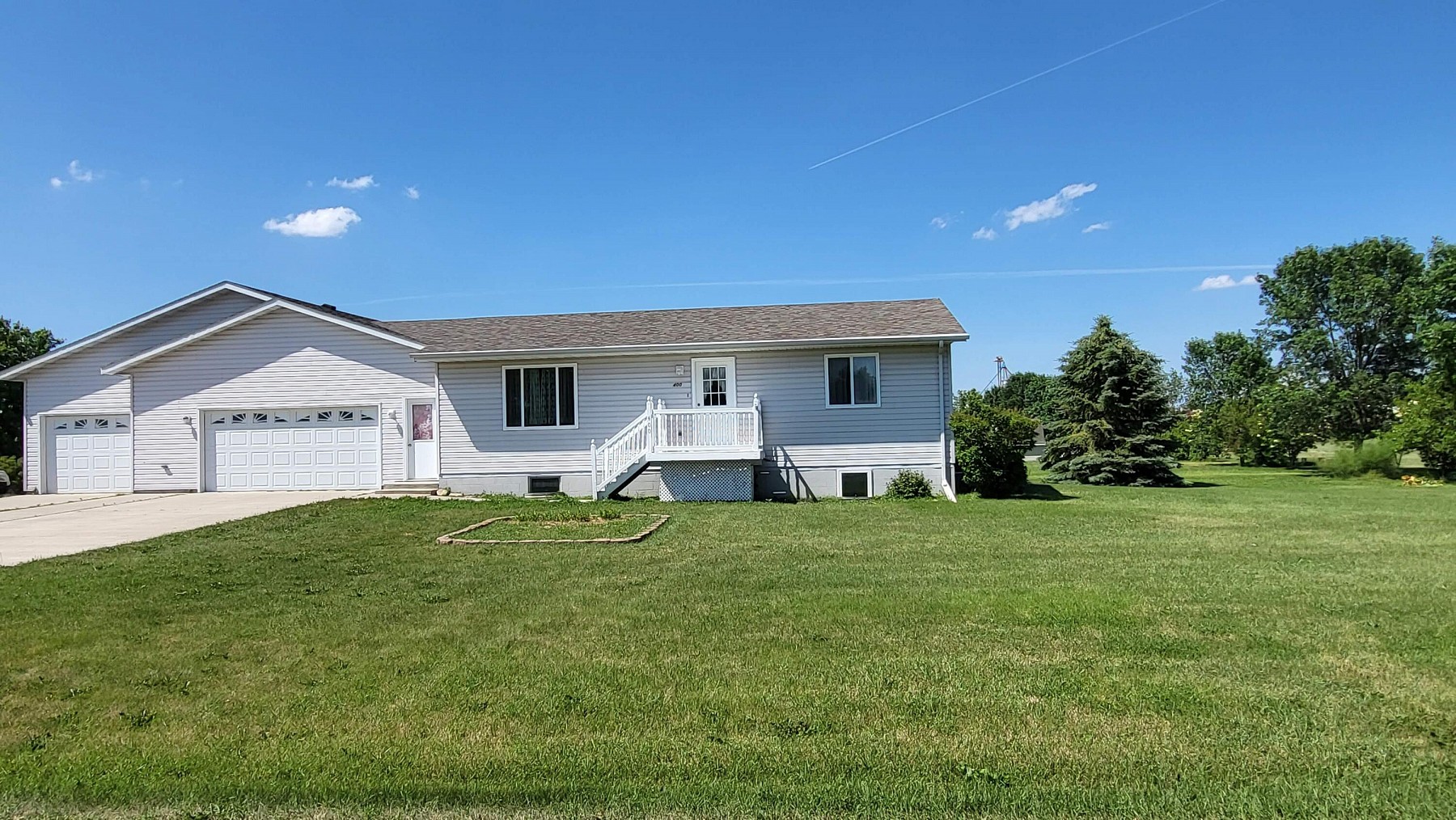 400 5th Street, White, SD 57276