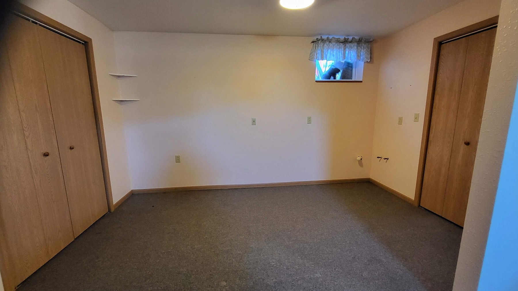 400 5th Street, White, SD 57276