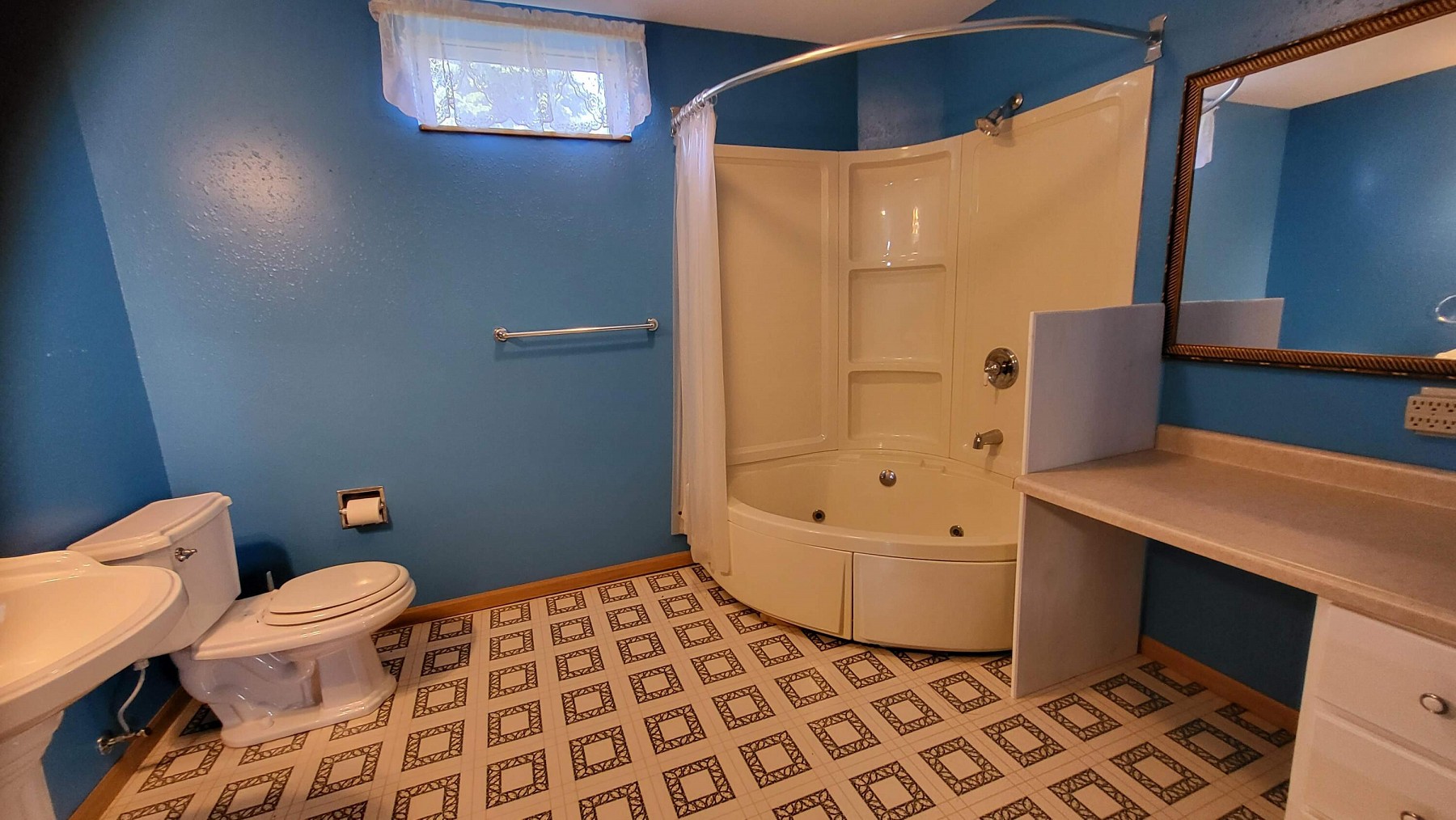 400 5th Street, White, SD 57276