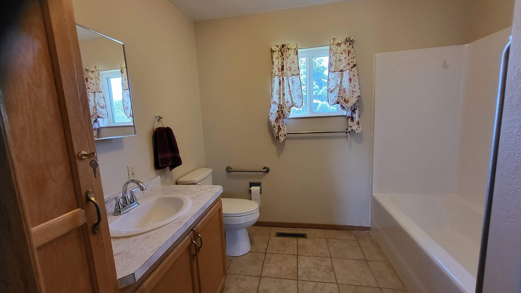 400 5th Street, White, SD 57276