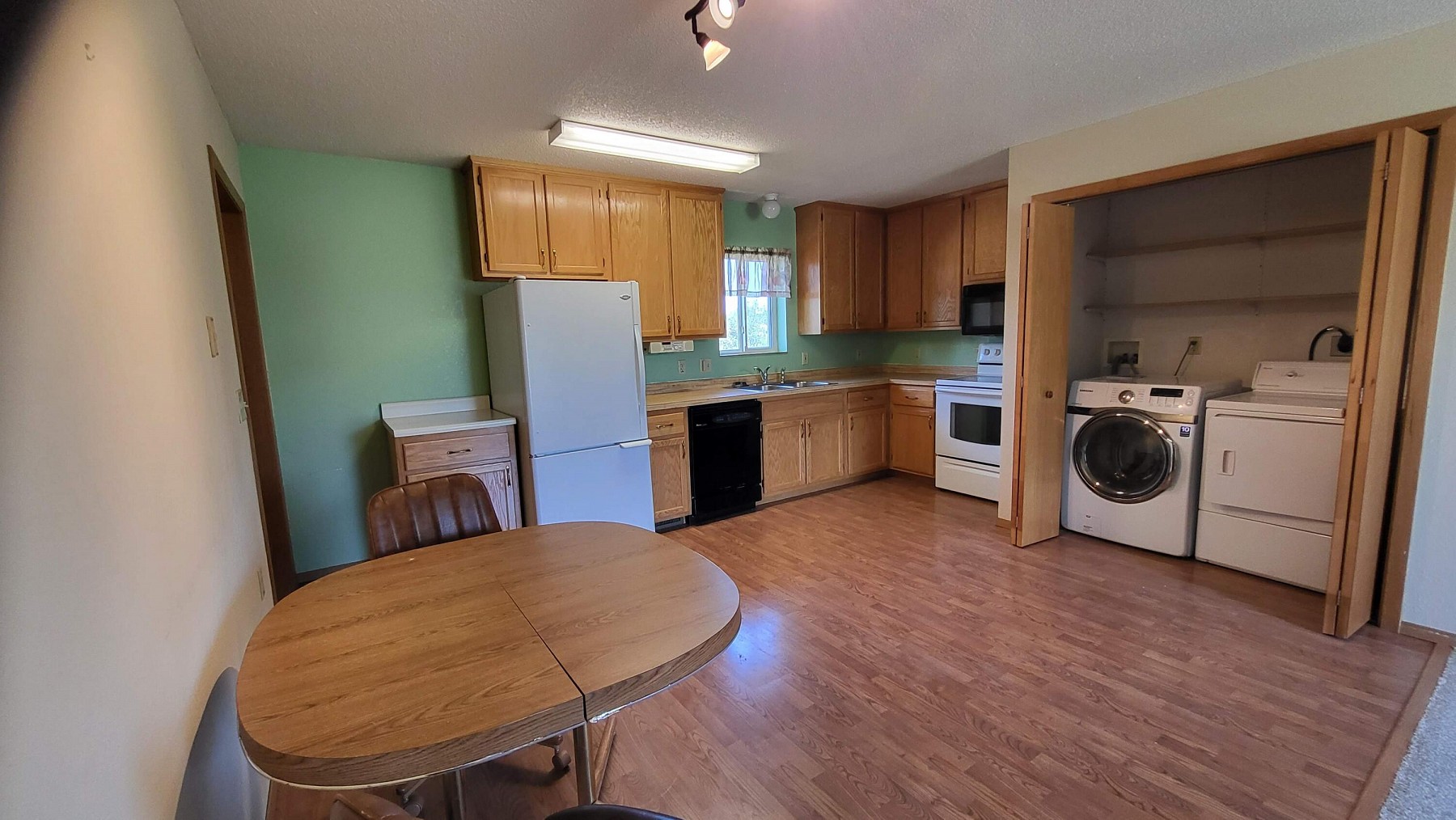 400 5th Street, White, SD 57276