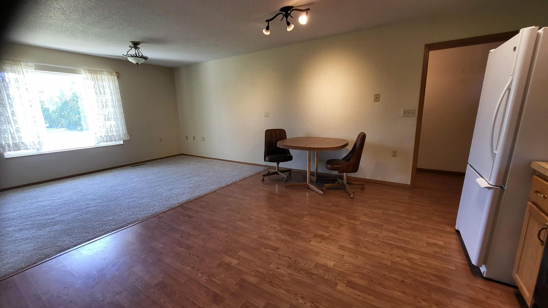 400 5th Street, White, SD 57276