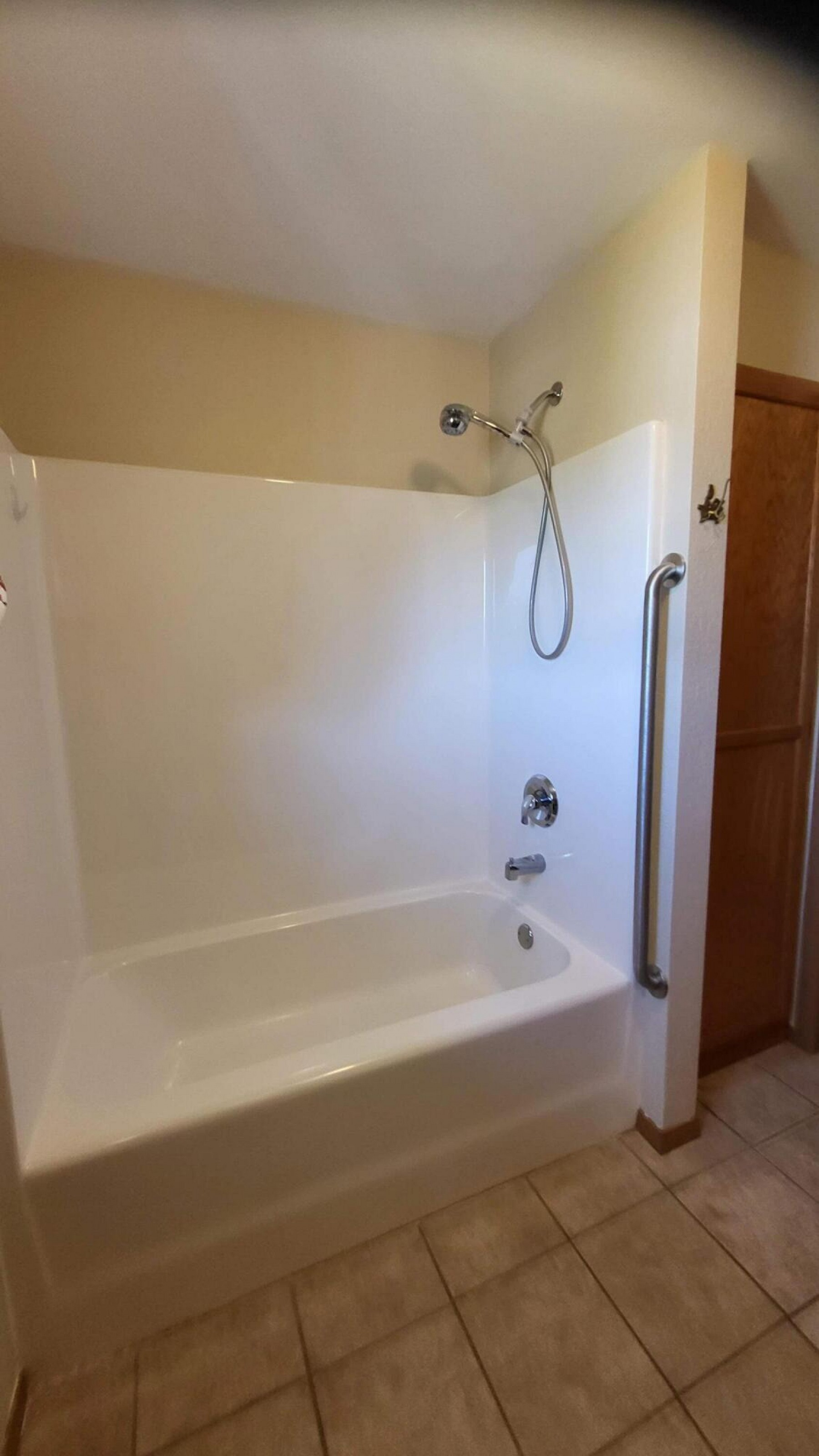 400 5th Street, White, SD 57276