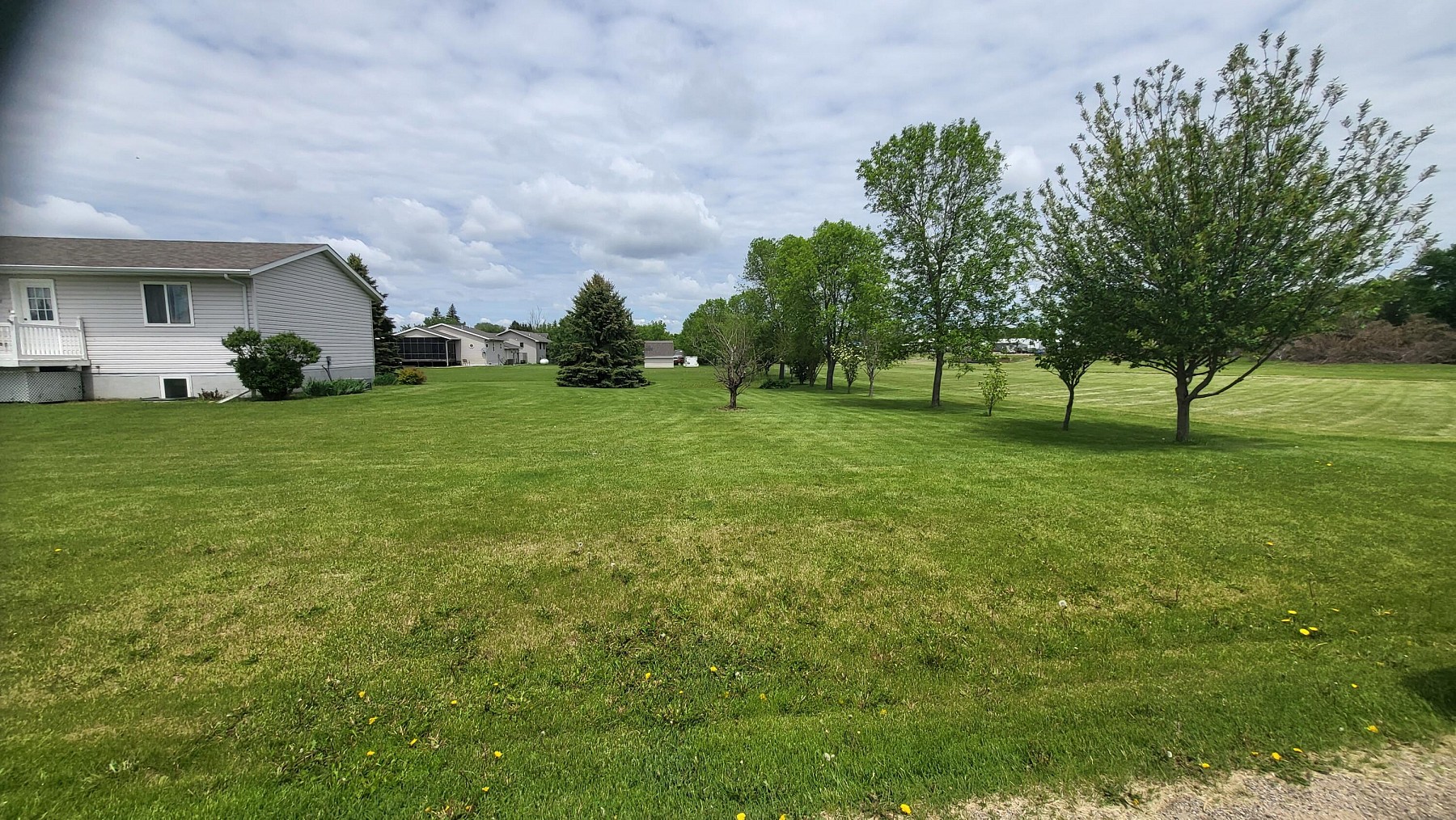 400 5th Street, White, SD 57276