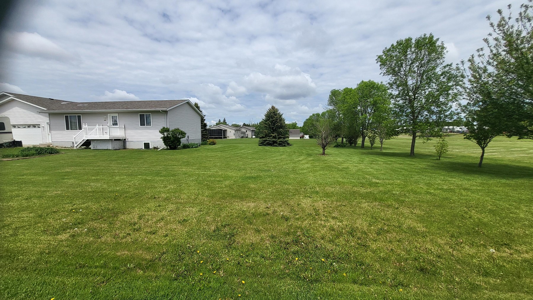 400 5th Street, White, SD 57276