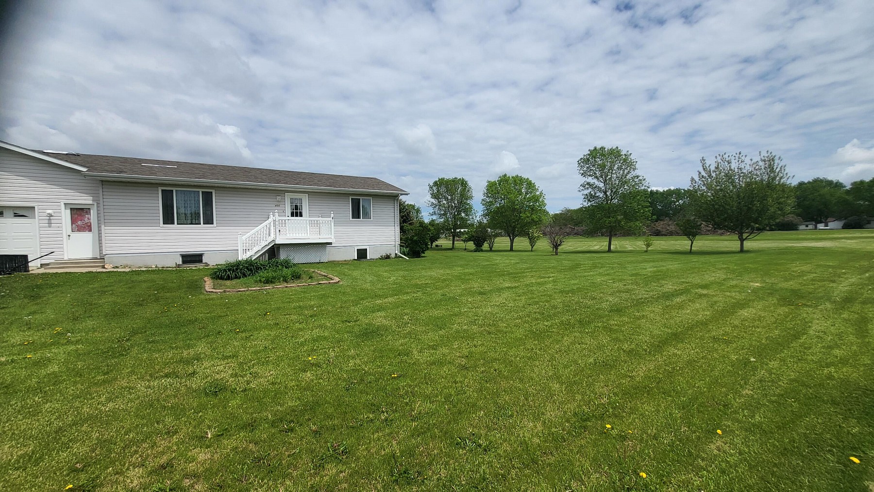 400 5th Street, White, SD 57276