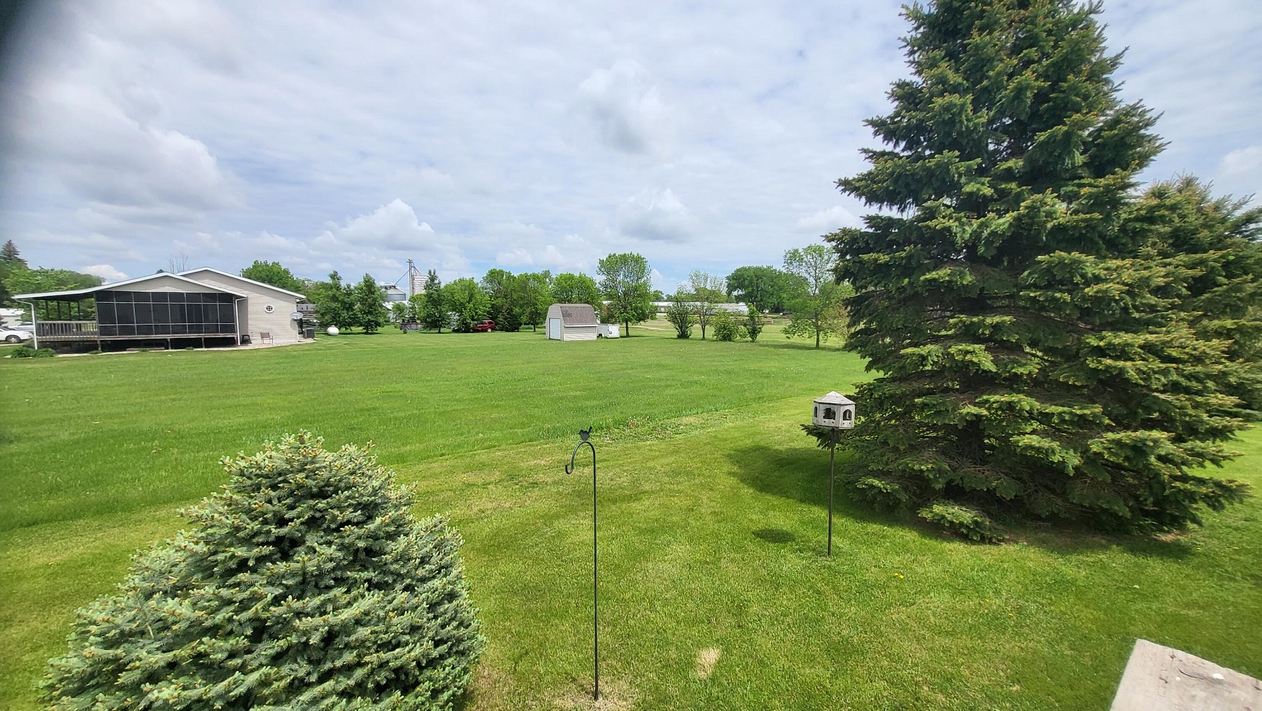 400 5th Street, White, SD 57276