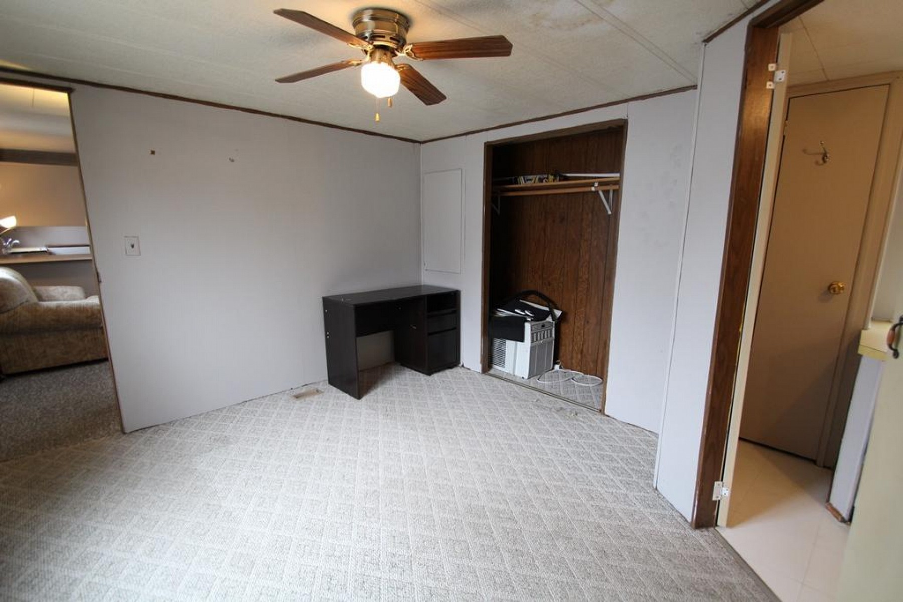 408 3rd Ave S, Brookings, SD 57006