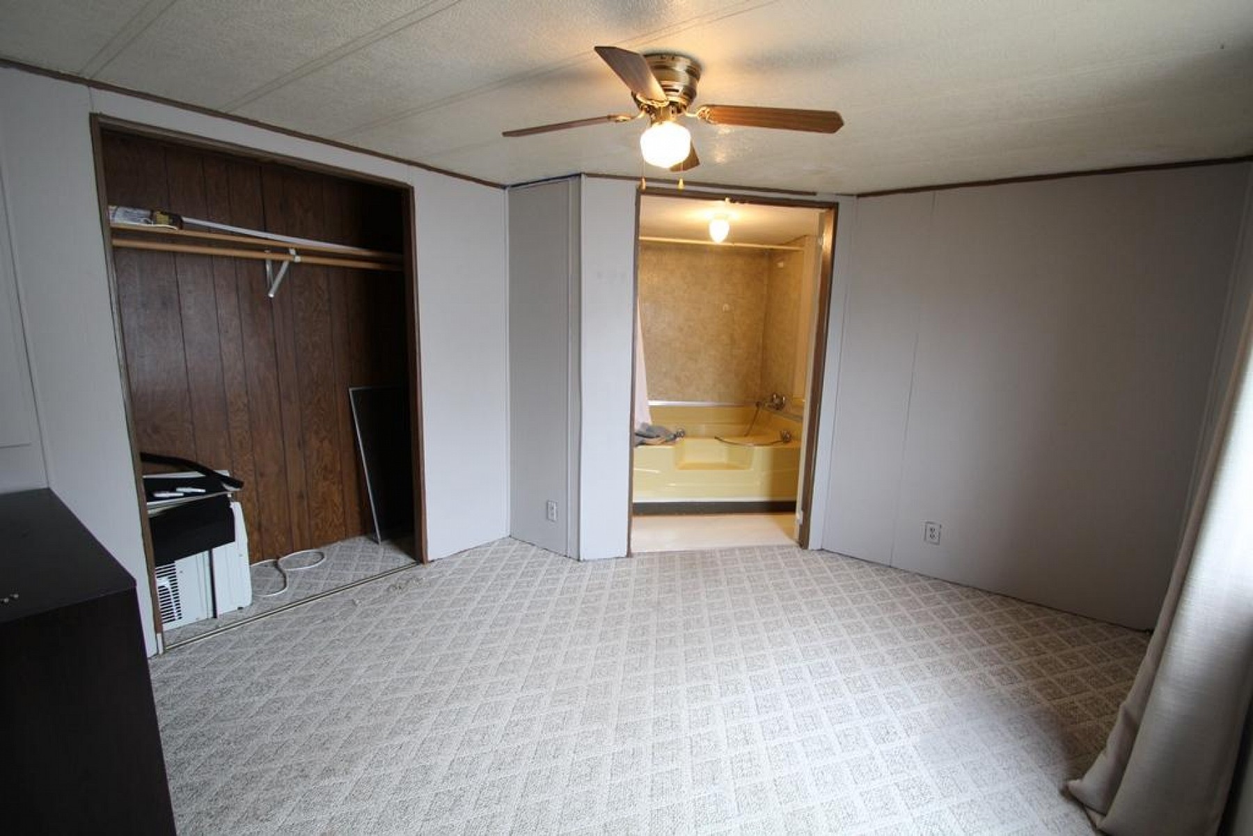 408 3rd Ave S, Brookings, SD 57006