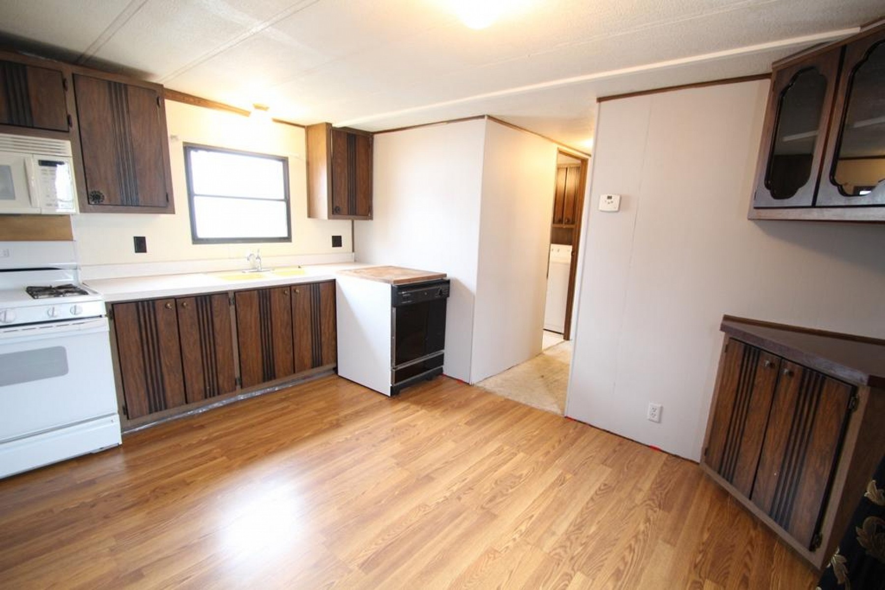 408 3rd Ave S, Brookings, SD 57006