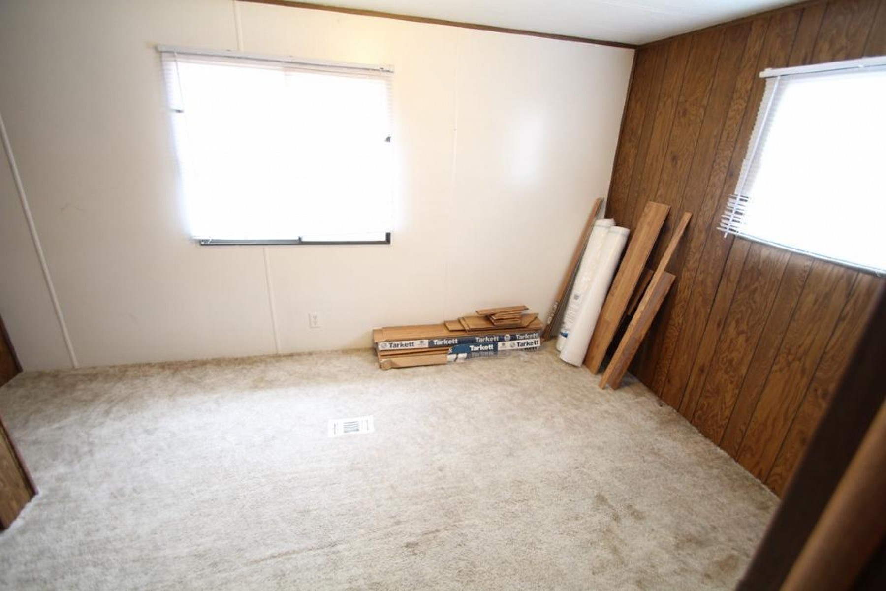 408 3rd Ave S, Brookings, SD 57006