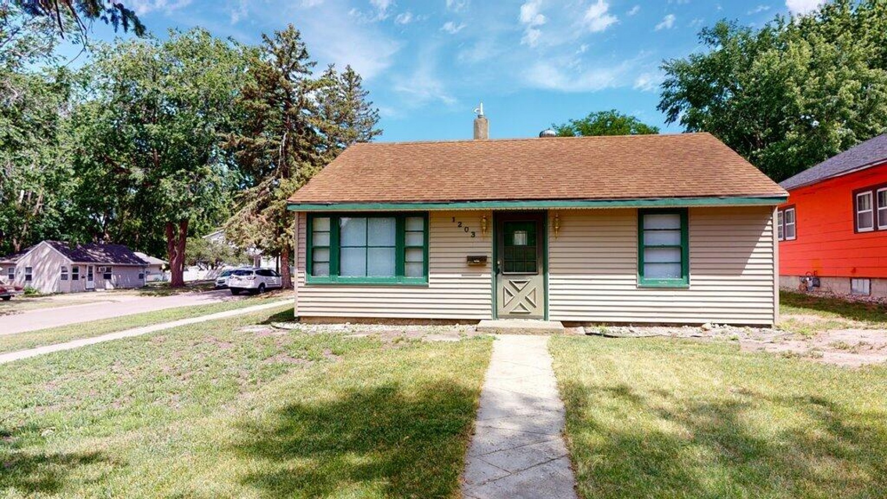 1203 1st Street, Brookings, SD 57006