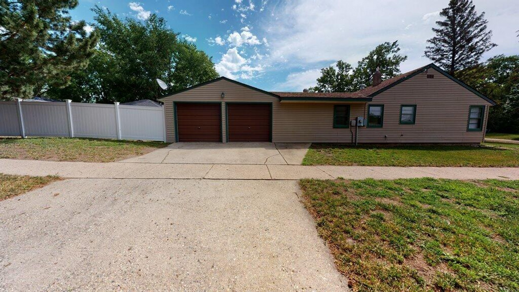 1203 1st Street, Brookings, SD 57006