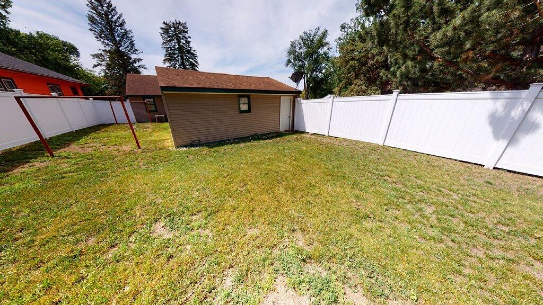 1203 1st Street, Brookings, SD 57006