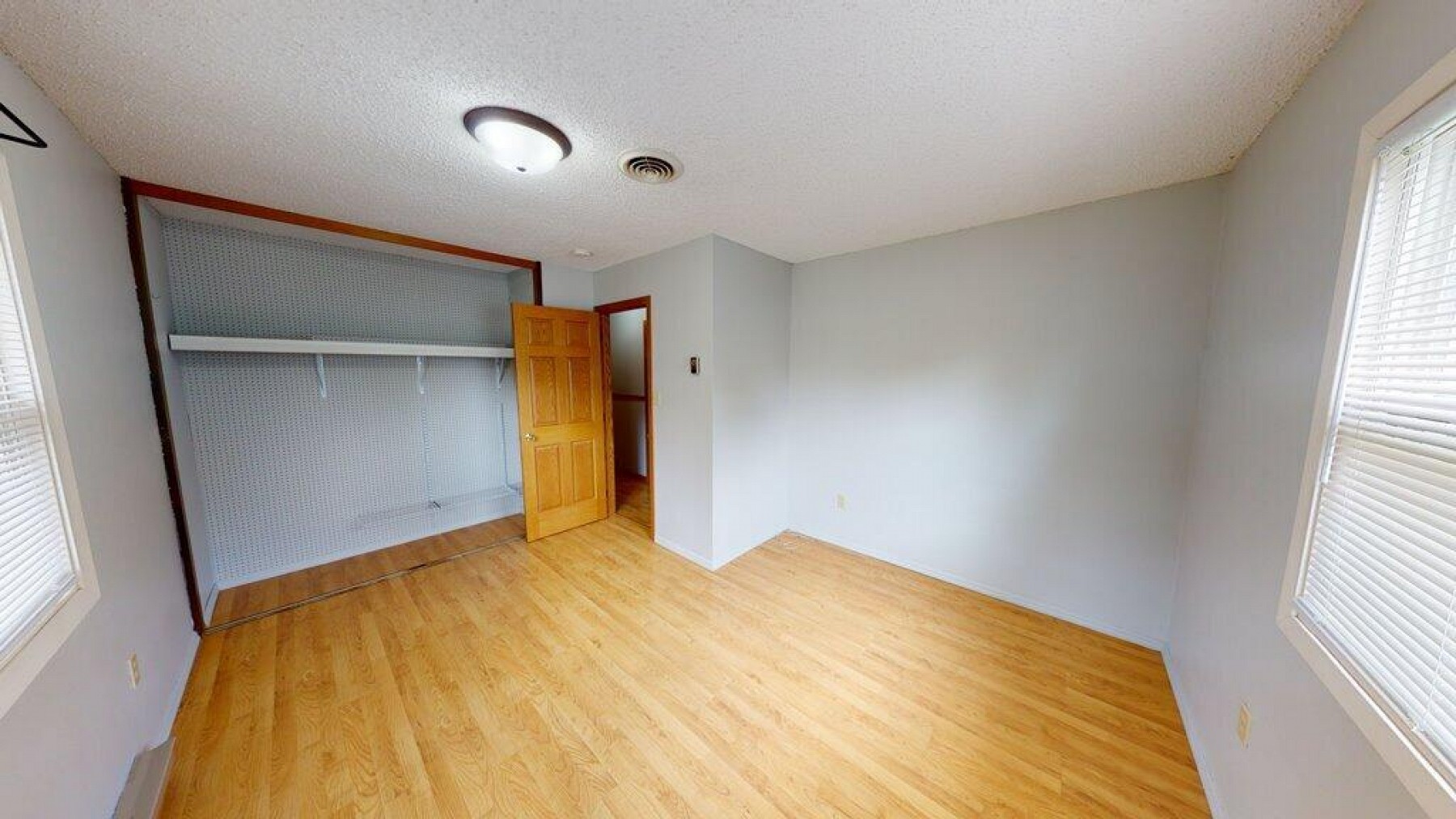 1734 Santee Trail, Brookings, SD 57006