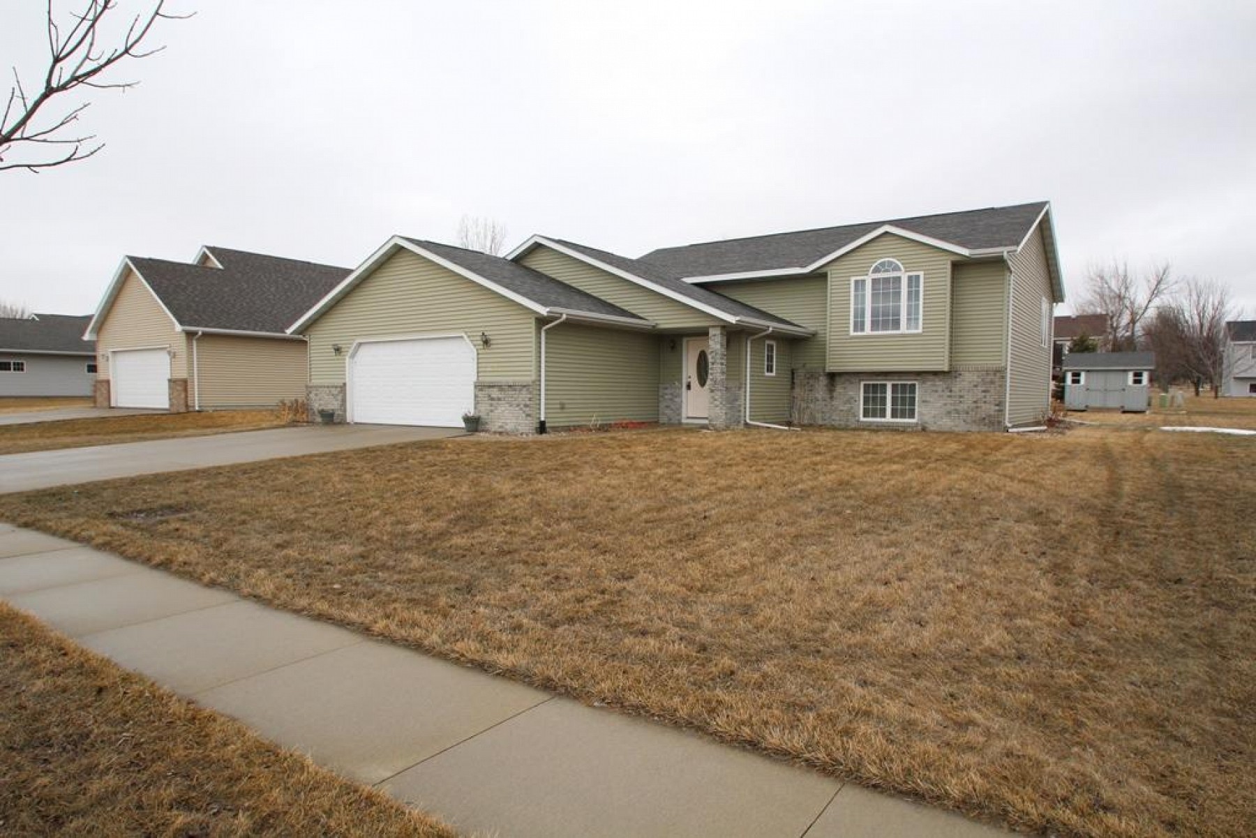1622 7th Avenue S, Brookings, SD 57006
