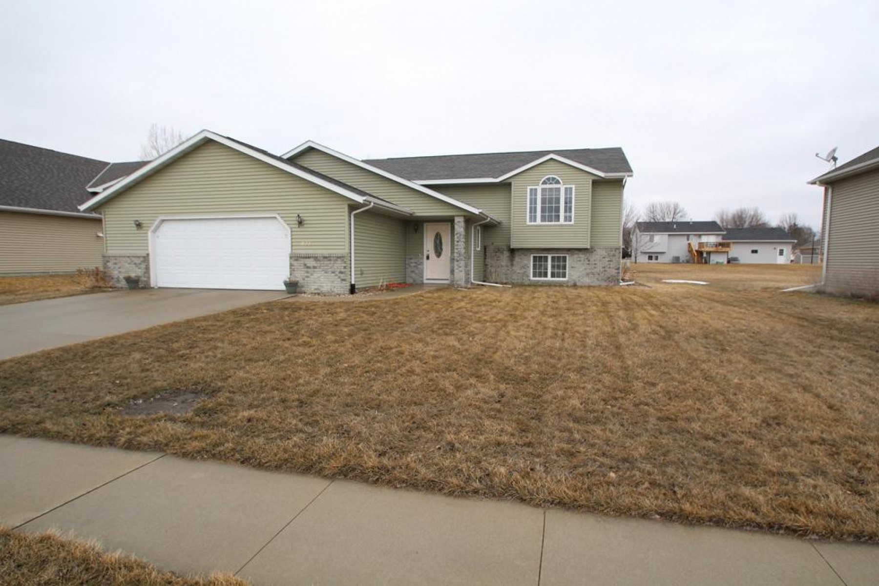 1622 7th Avenue S, Brookings, SD 57006