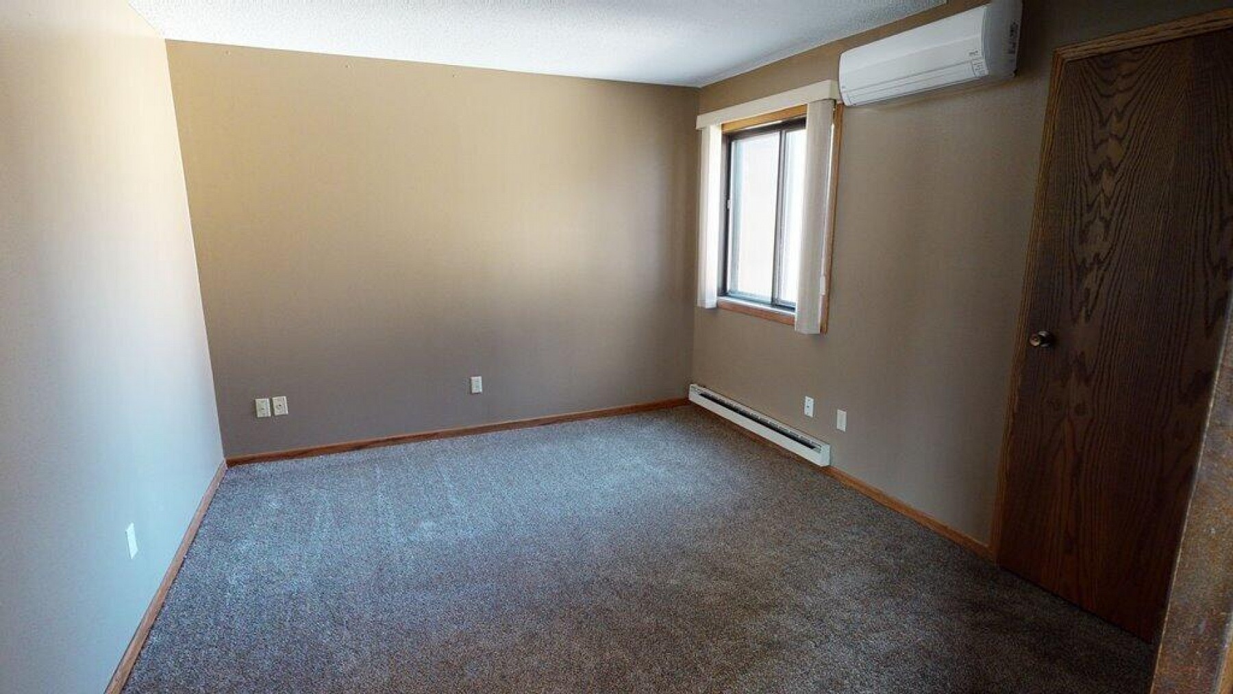 703 Elm Avenue, Brookings, SD 57006