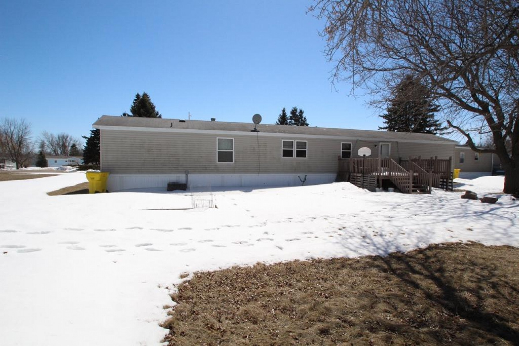 111 Wagon Wheel Circle, Brookings, SD 57006