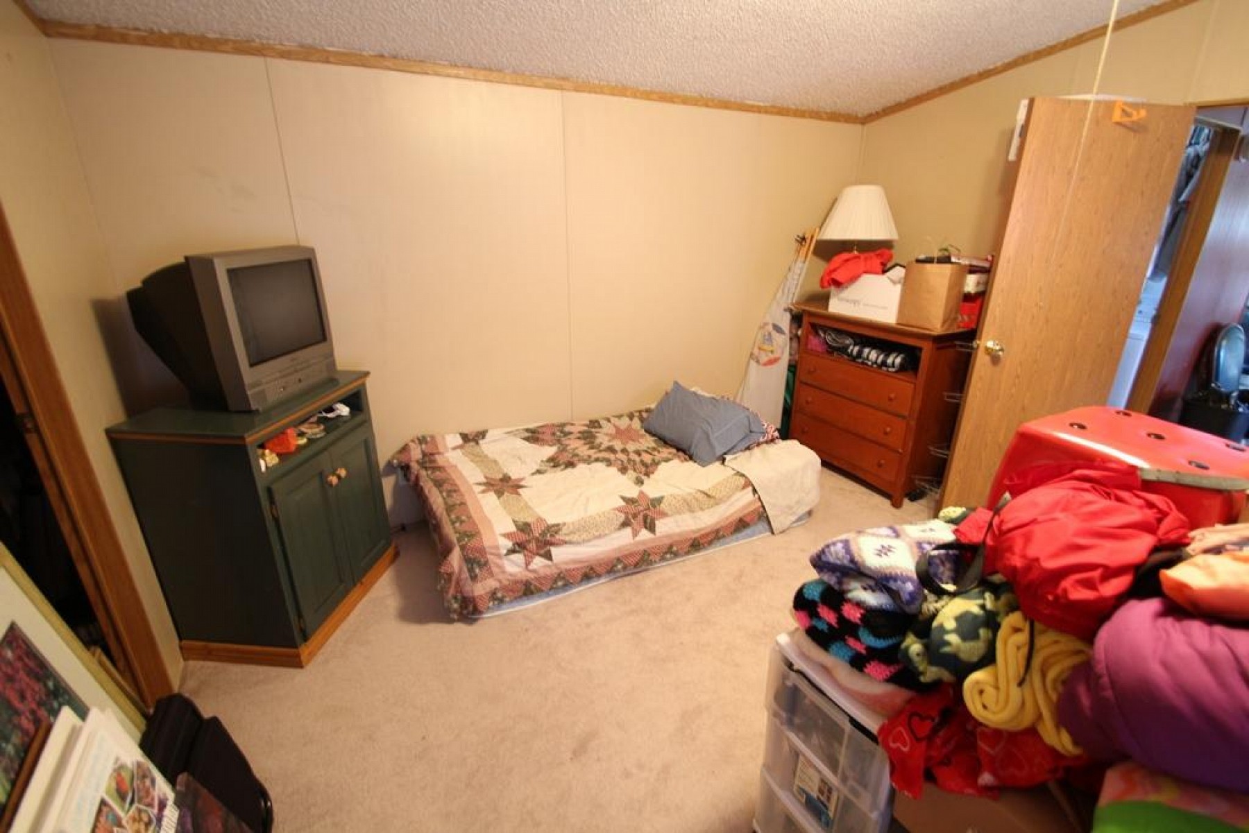 111 Wagon Wheel Circle, Brookings, SD 57006