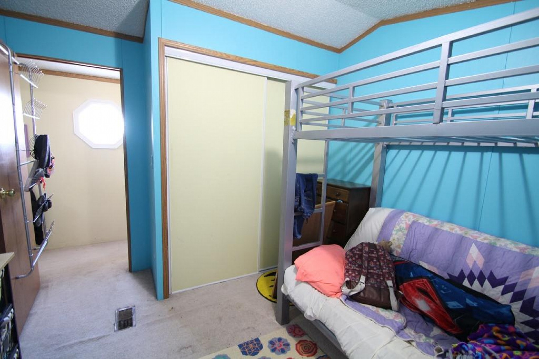 111 Wagon Wheel Circle, Brookings, SD 57006