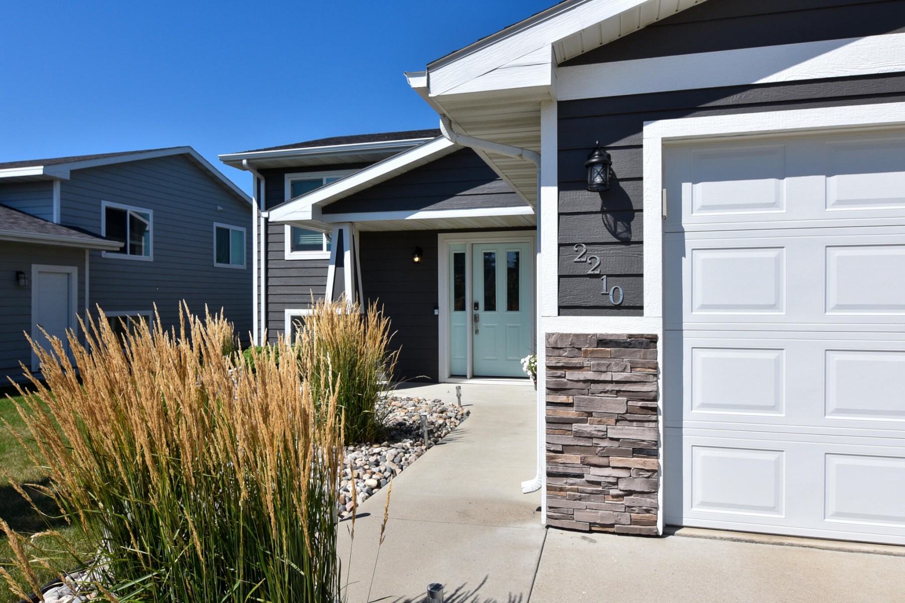 2210 Primrose Drive, Brookings, SD 57006