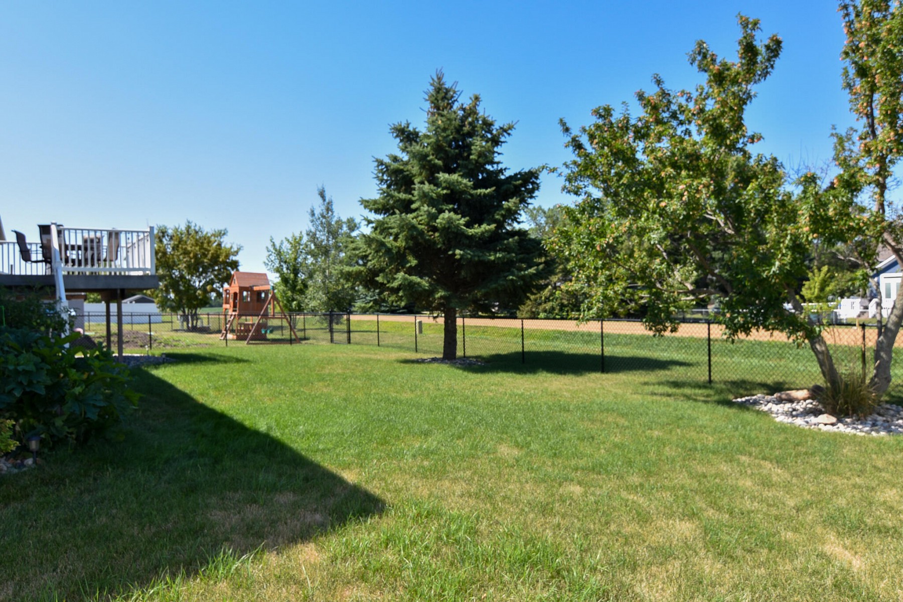 2210 Primrose Drive, Brookings, SD 57006