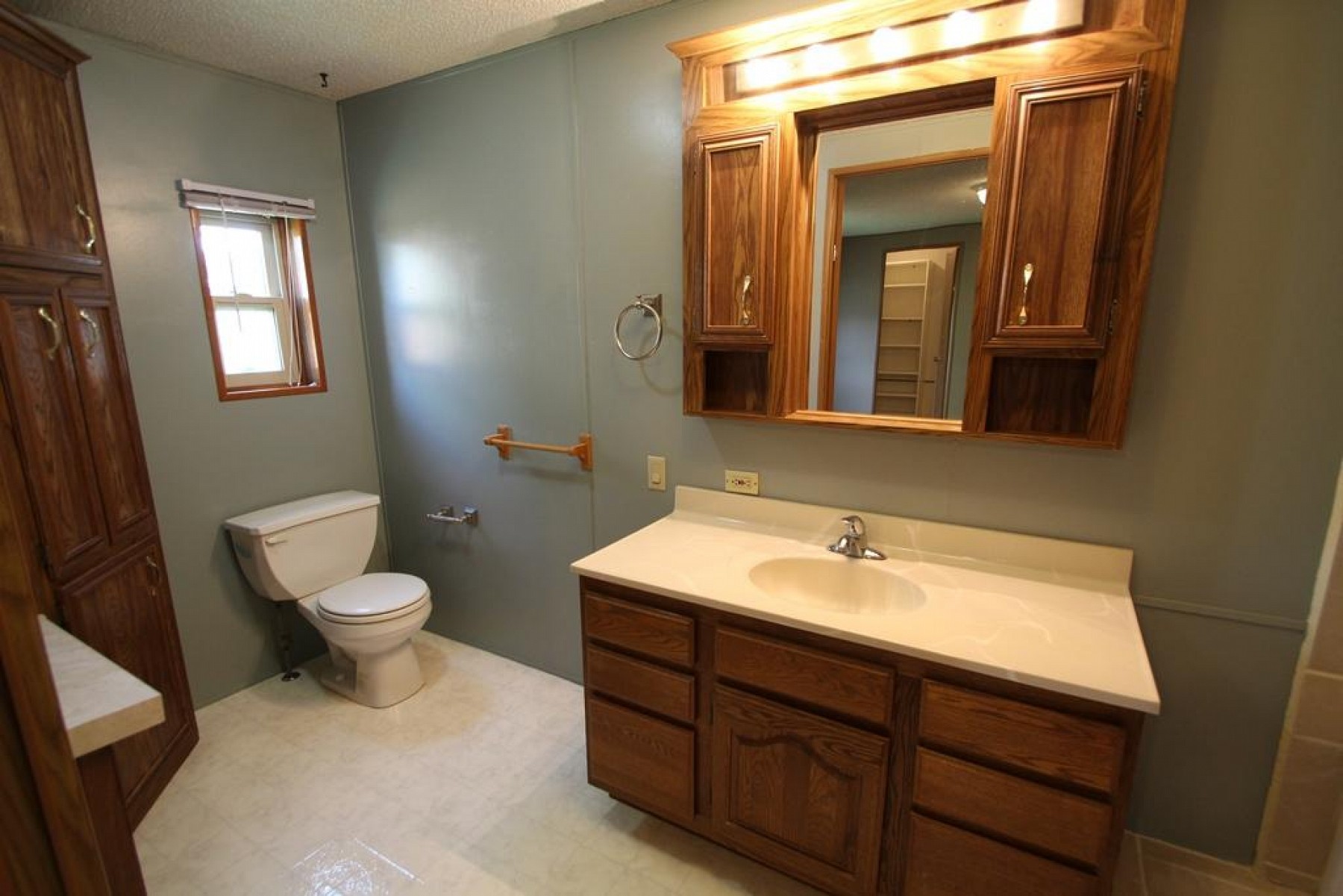 410 Medary Ave. S., Brookings, SD 57006