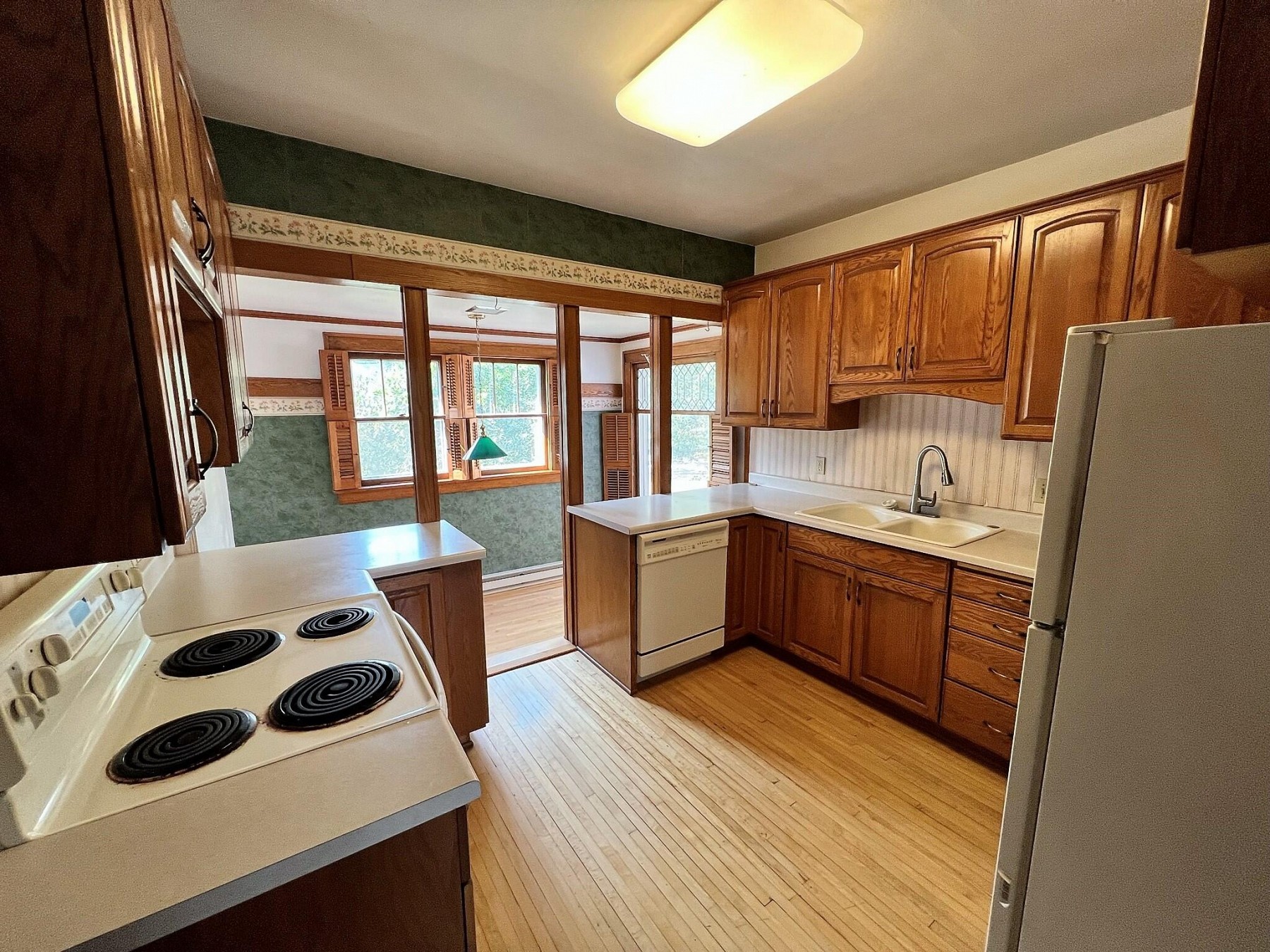 217 11th Avenue, Brookings, SD 57006