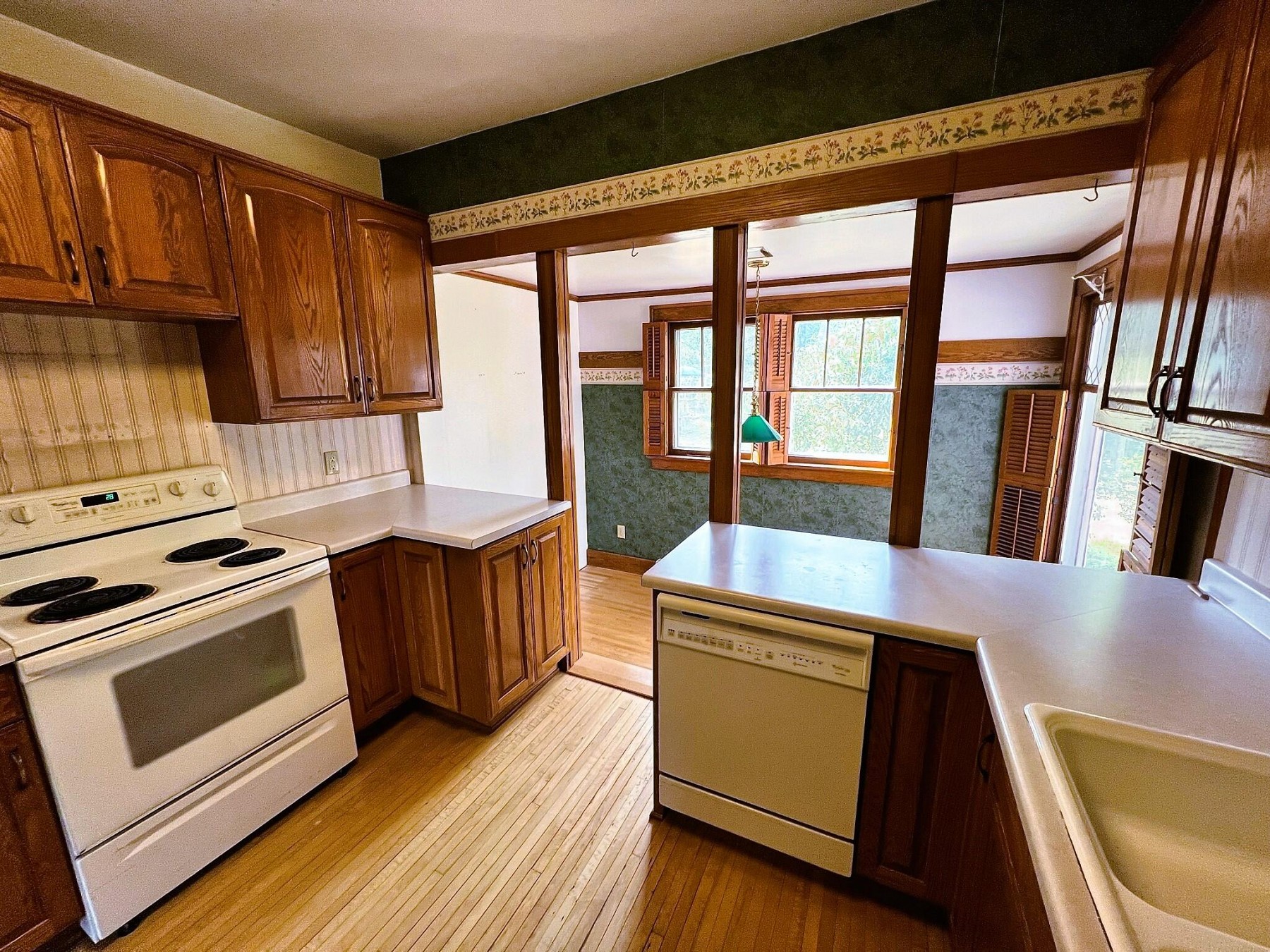 217 11th Avenue, Brookings, SD 57006