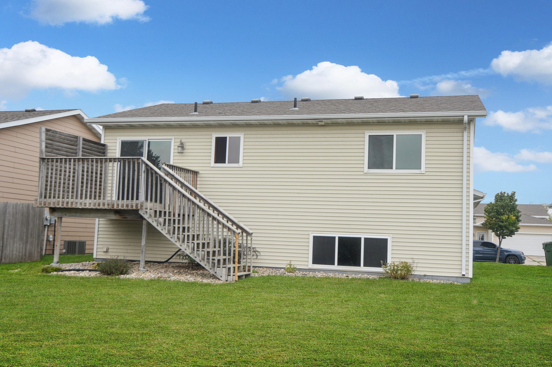 1730 Torrey Pines Drive, Brookings, SD 57006