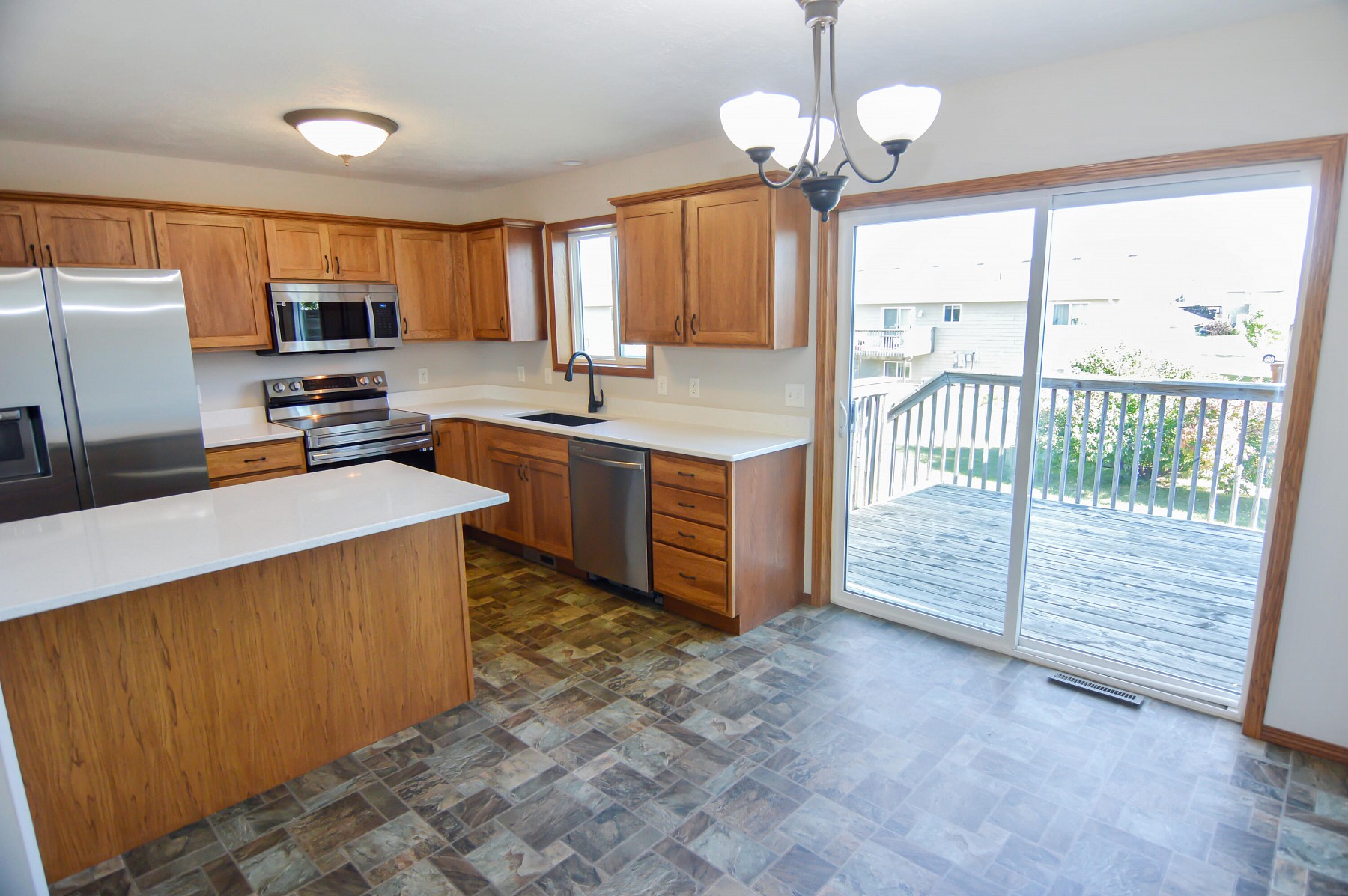 1730 Torrey Pines Drive, Brookings, SD 57006