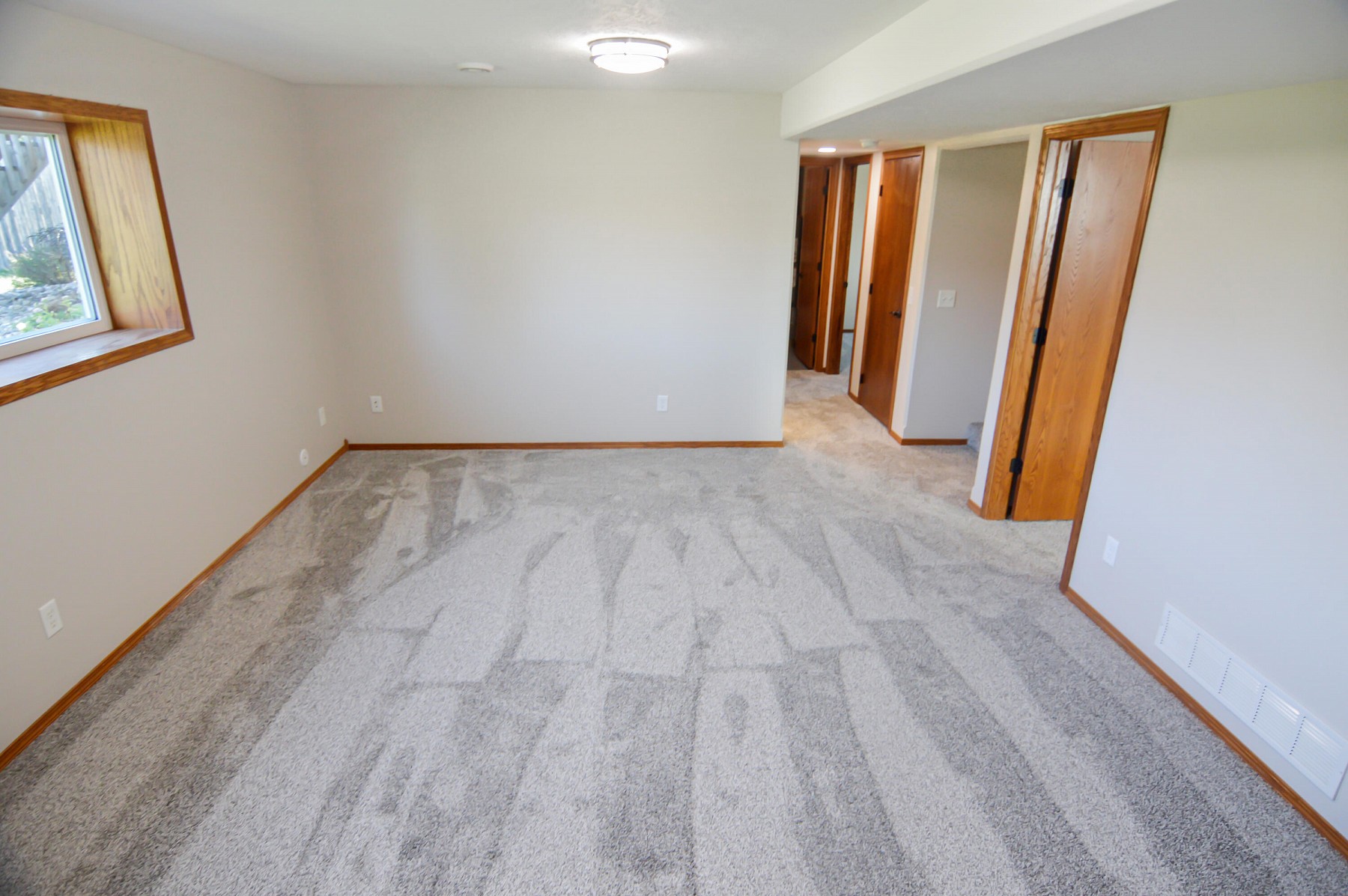 1730 Torrey Pines Drive, Brookings, SD 57006