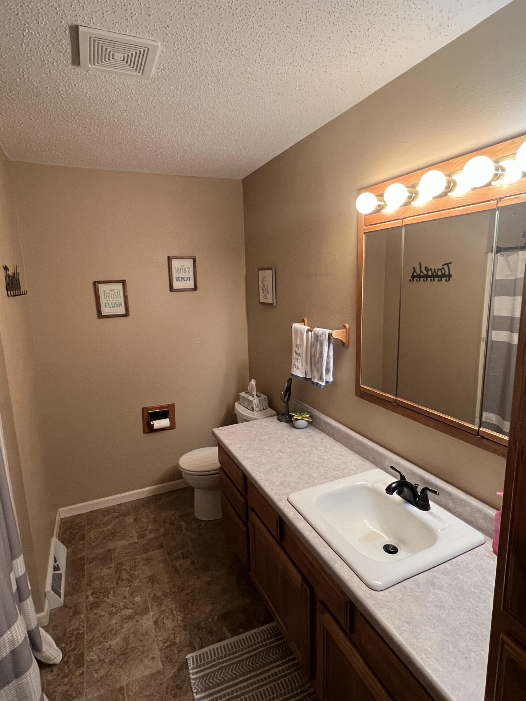 1706 1st Street, Brookings, SD 57006