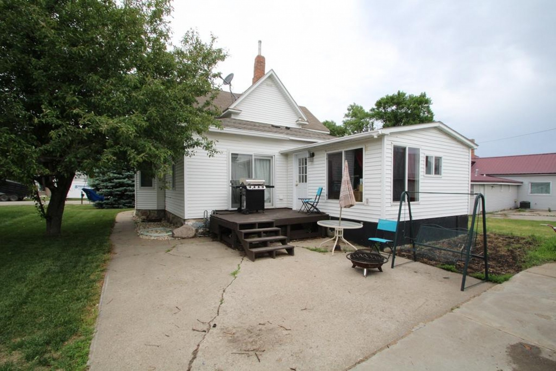 105 4th Street S, Arlington, SD 57212