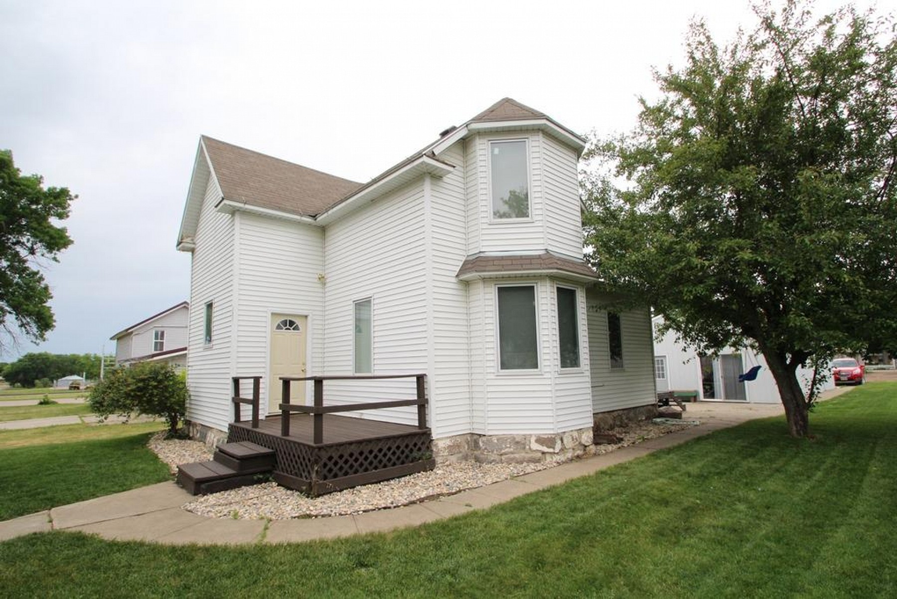 105 4th Street S, Arlington, SD 57212