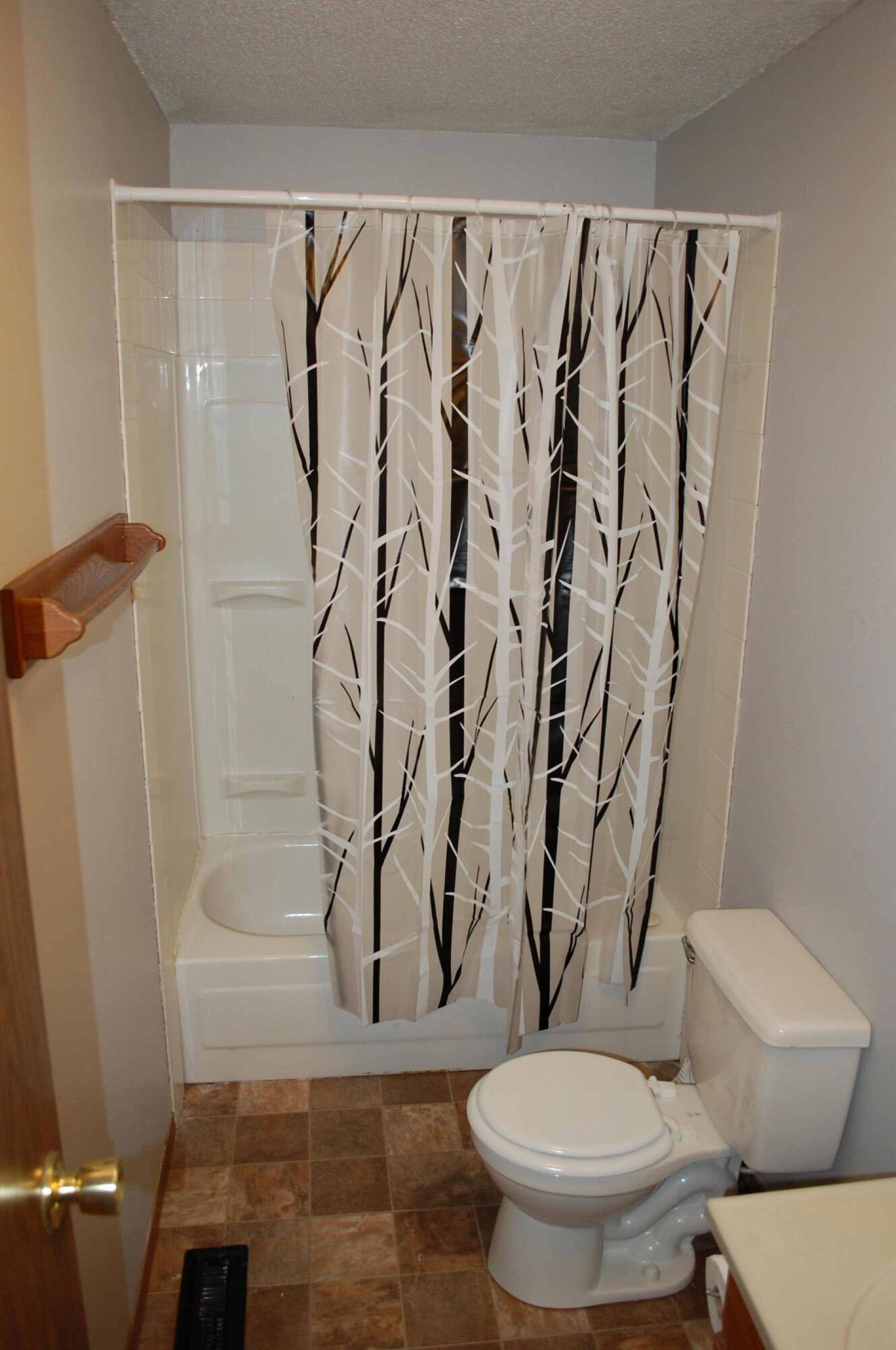 1127 12th Street S, Brookings, SD 57006