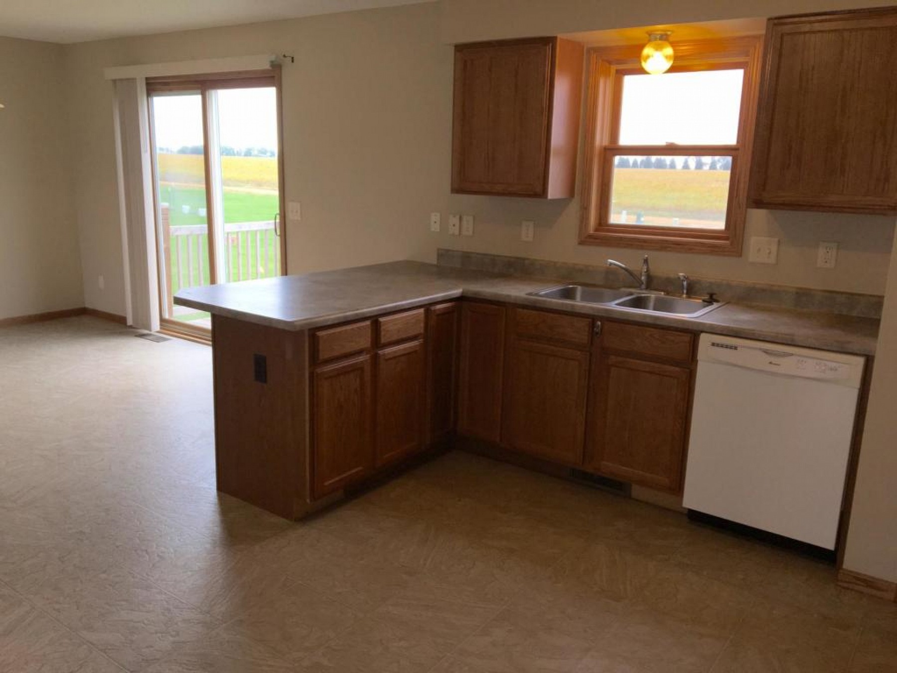 408 Kelsey Street, Elkton, SD 57026