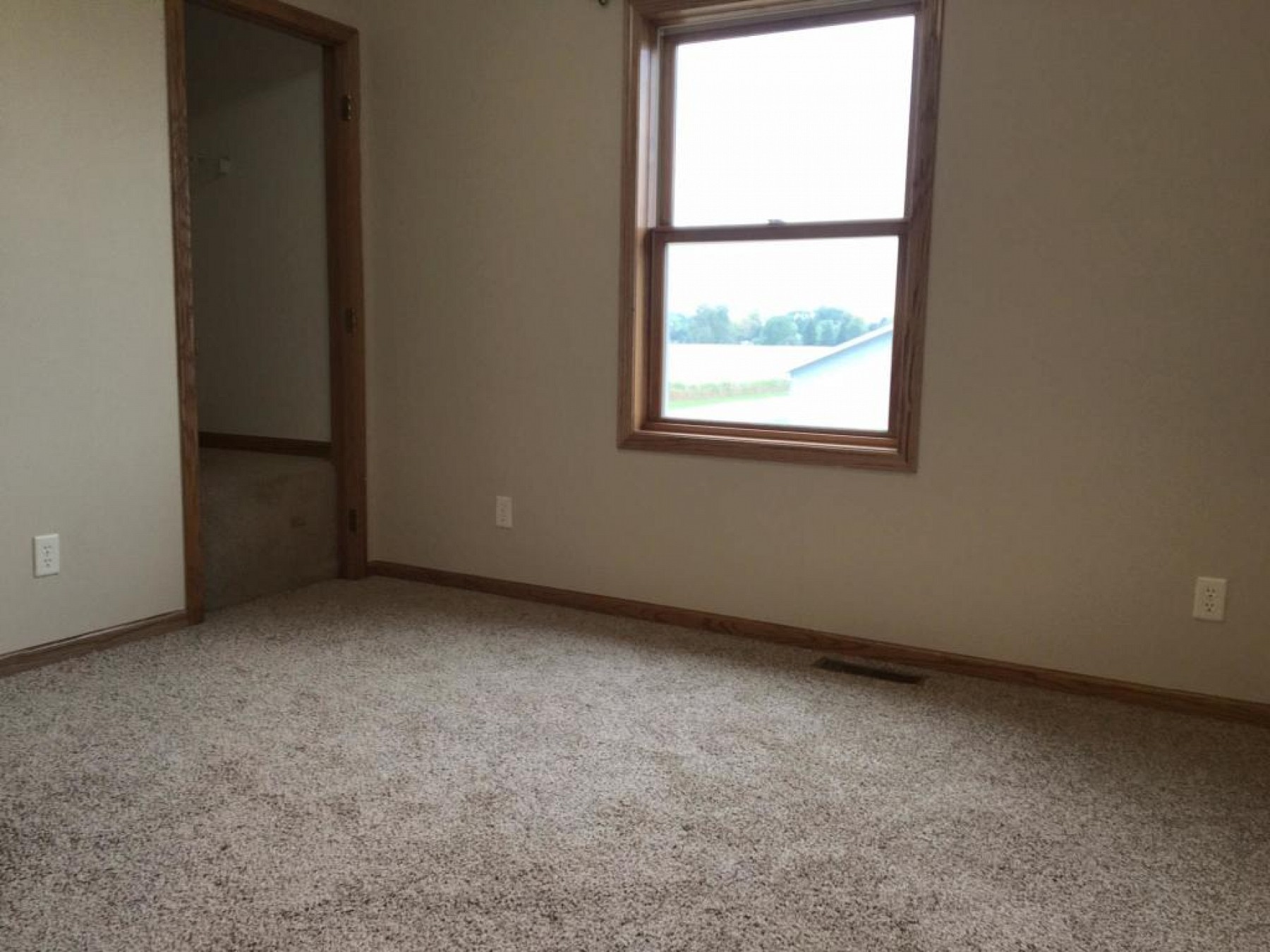 408 Kelsey Street, Elkton, SD 57026