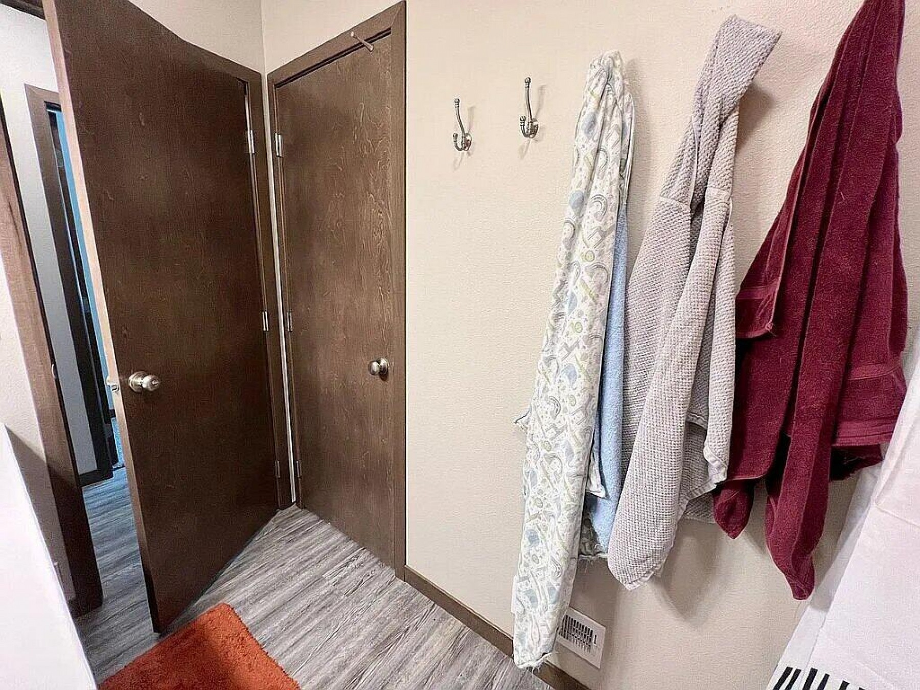 105 Ruth Avenue, Volga, SD 57071